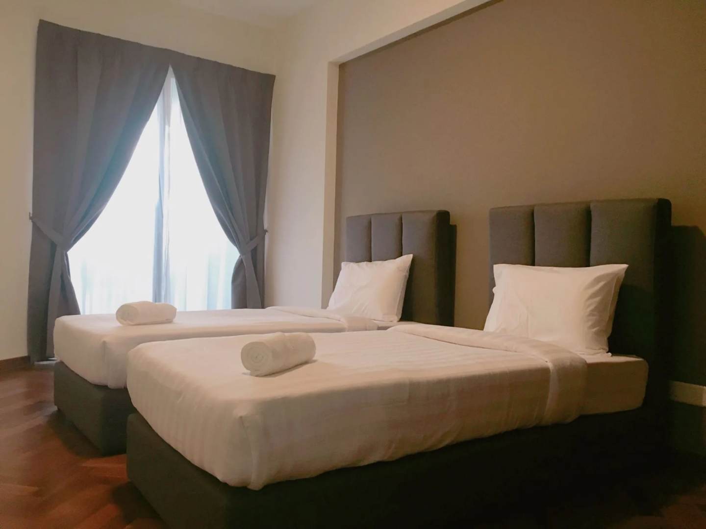 The Landmark Studio Suite