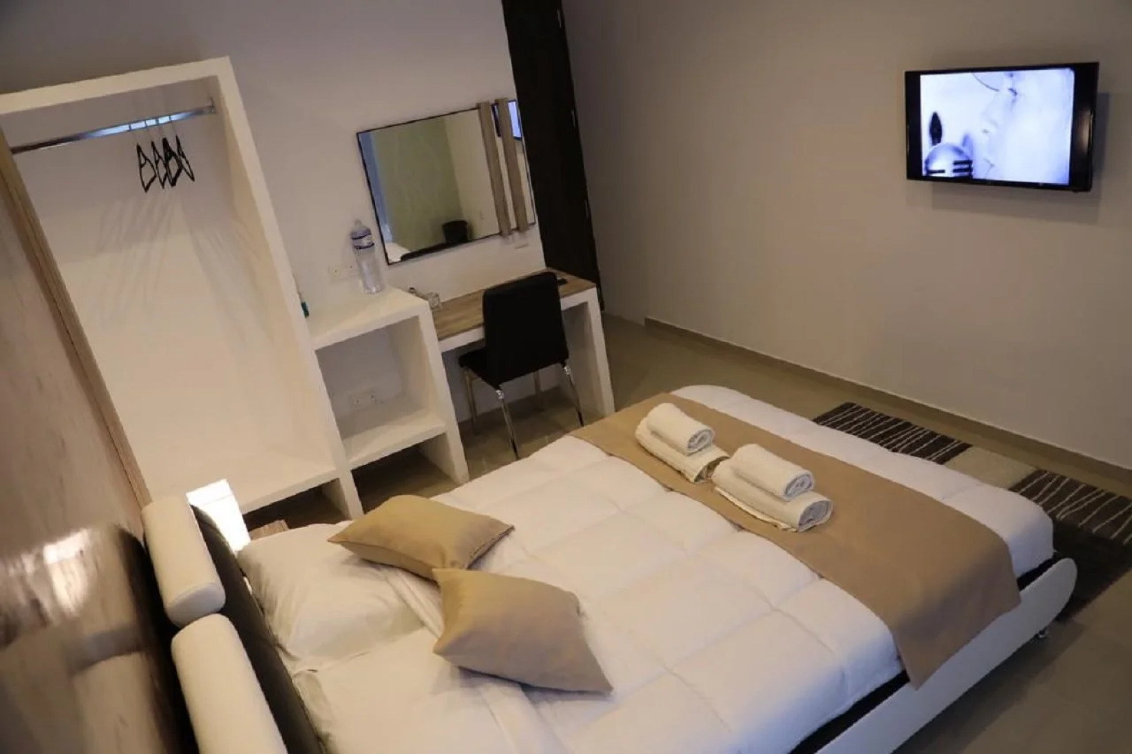 The Pearl Guesthouse