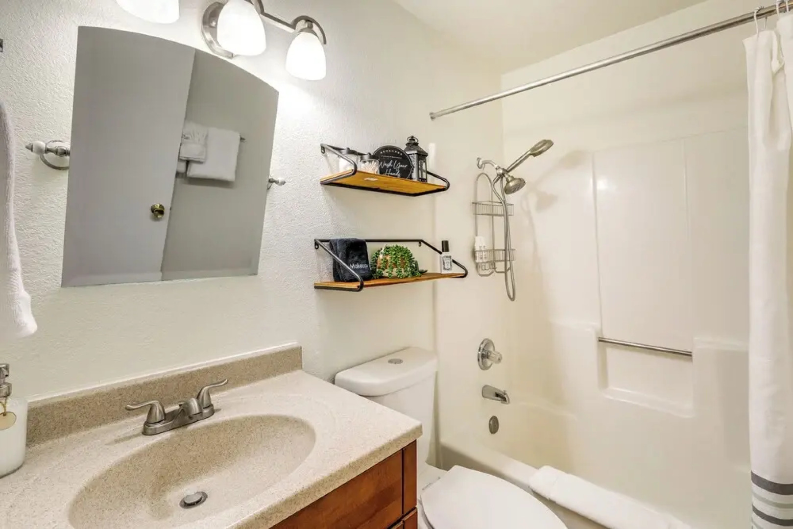 Grill & Games: Family-friendly Flagstaff Getaway!