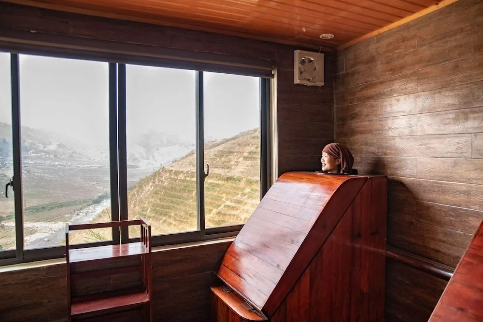 Muong Hoa River View Homestay