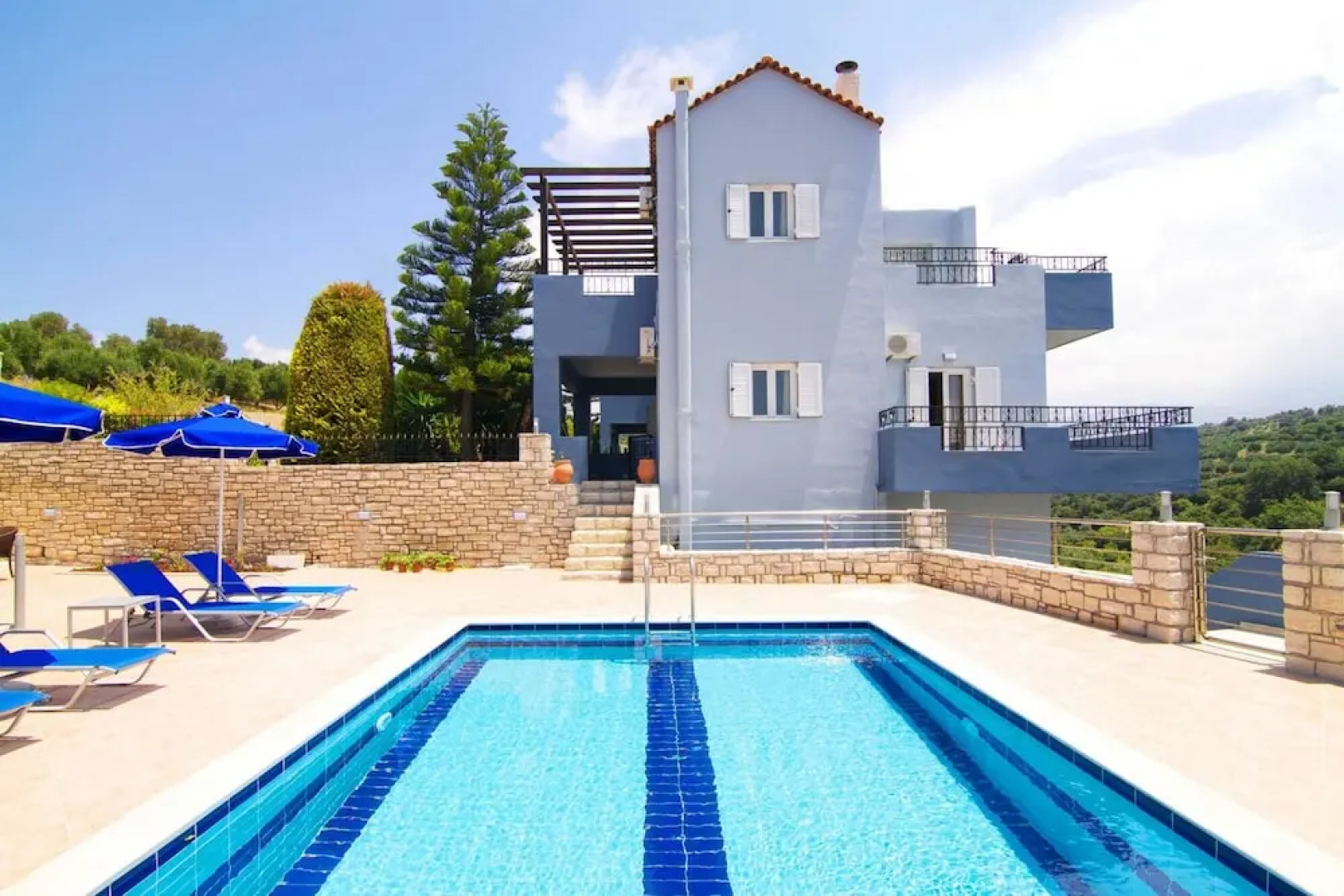 Blue Villa 2 - With Private Pool