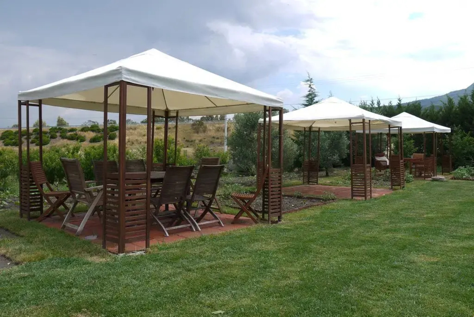 Naturalife Farm Hotel