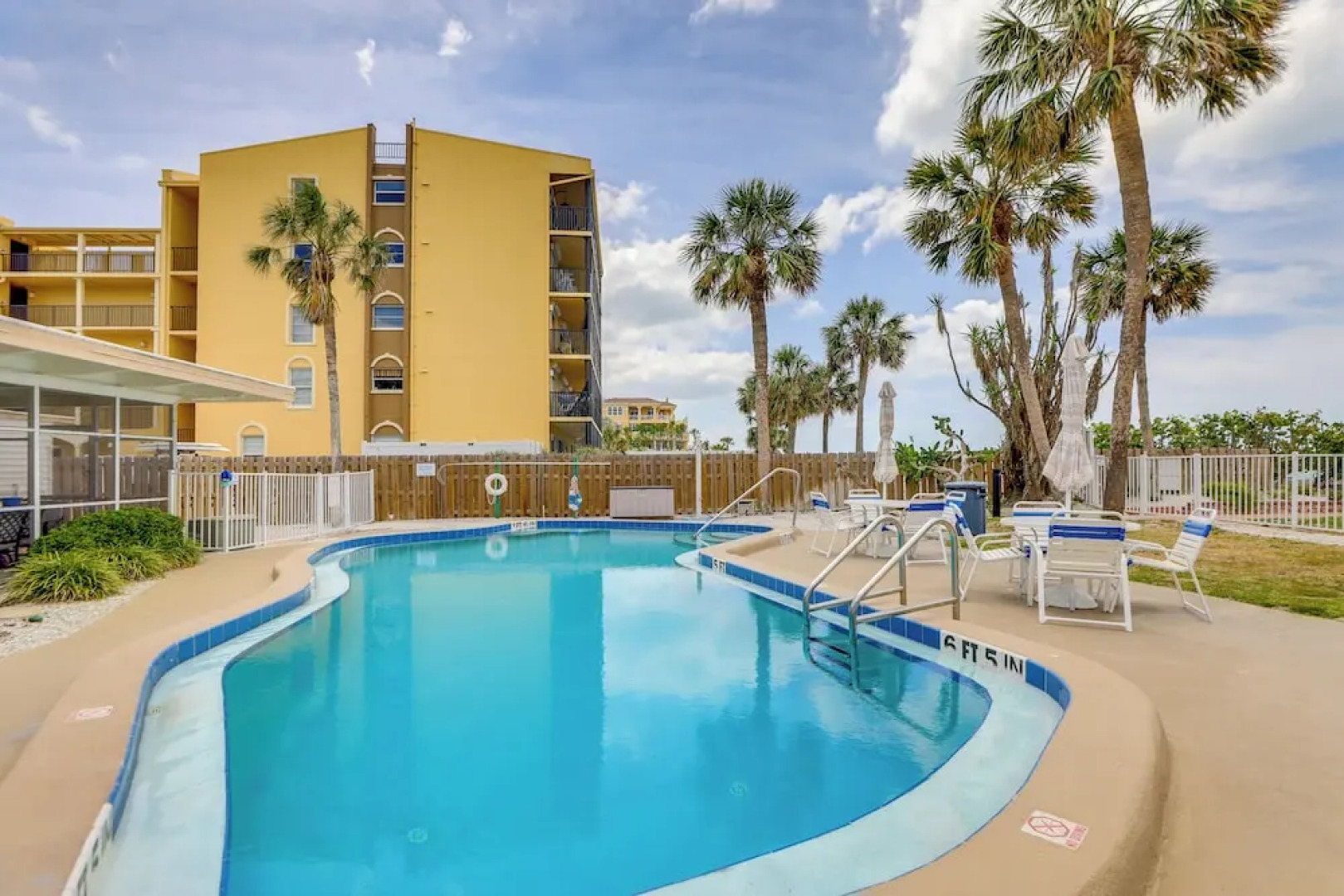 Beach & Pool Access: Gulf Coast Villa w/ Balcony