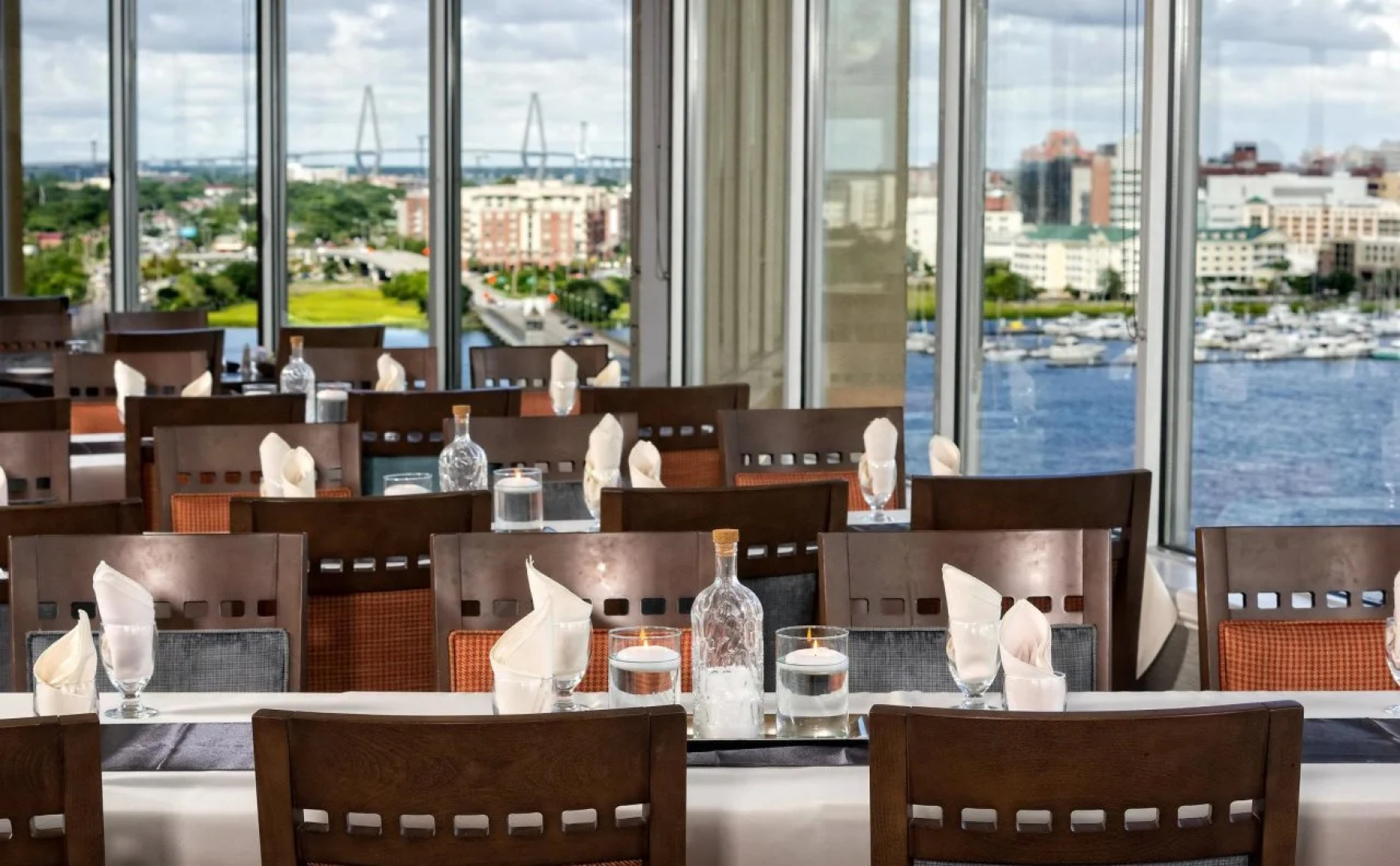 Holiday Inn Charleston Riverview by IHG