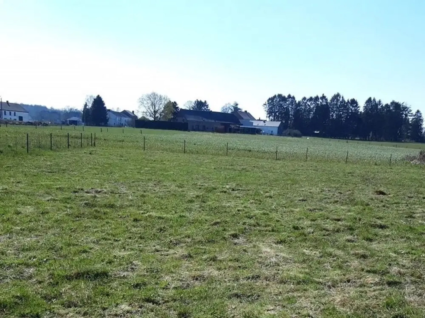 Charming Holiday Home in Seloignes with Garden