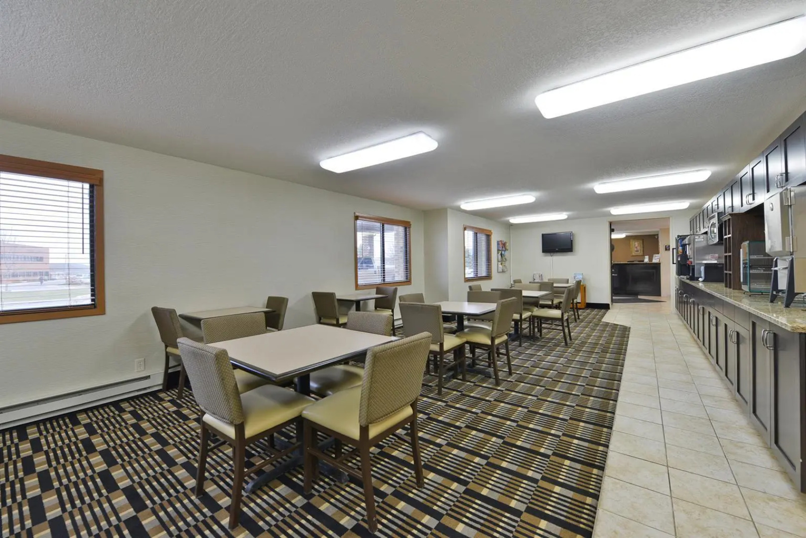 Americas Best Value Inn & Suites Bismarck
