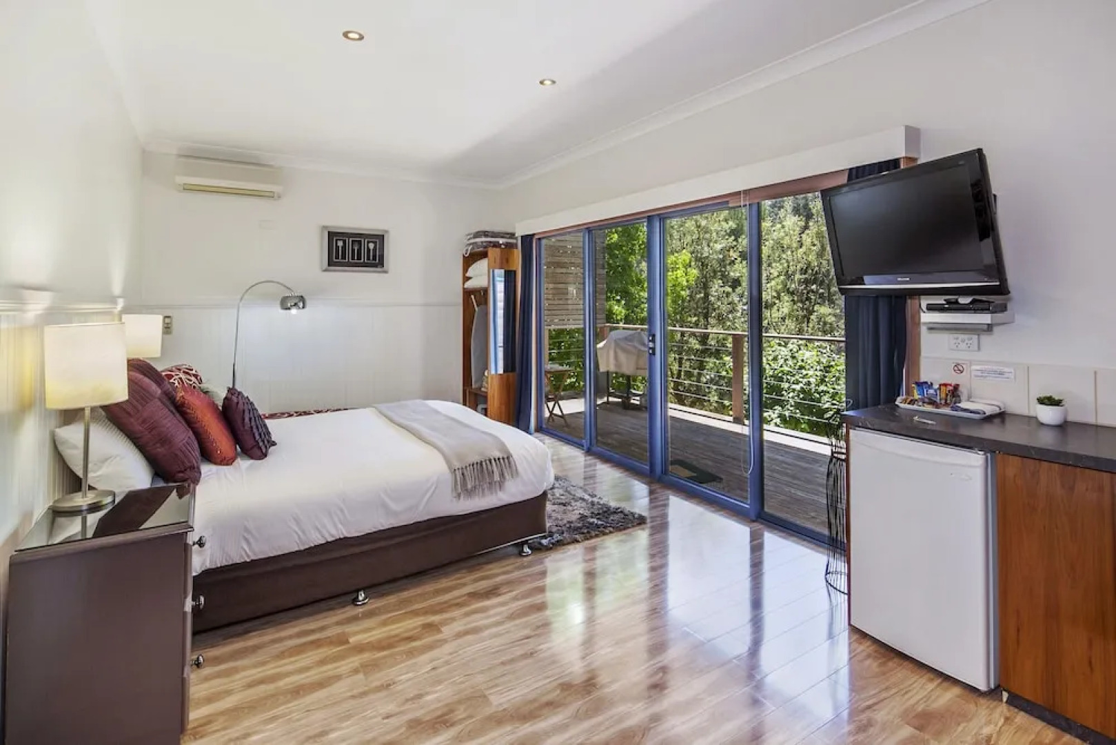 Rosemount Hepburn Springs