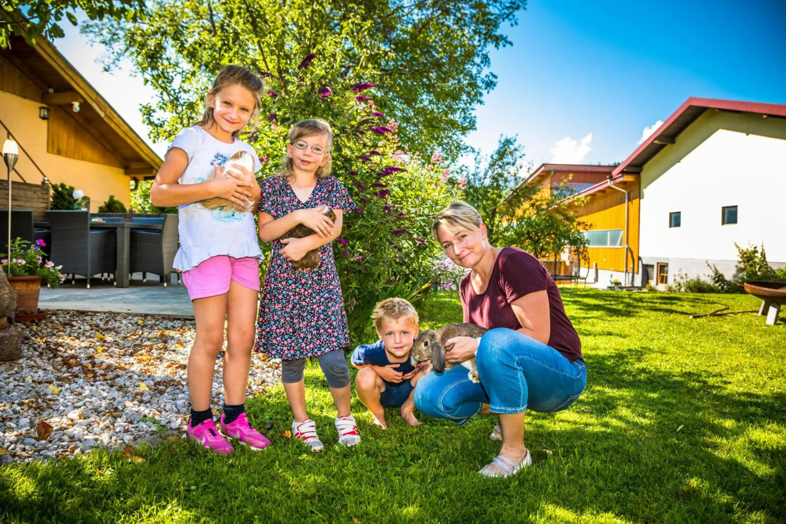 Apartment Motzenhof - Stadtnähe Salzburg - modernes Bauernhoferlebnis inklusive