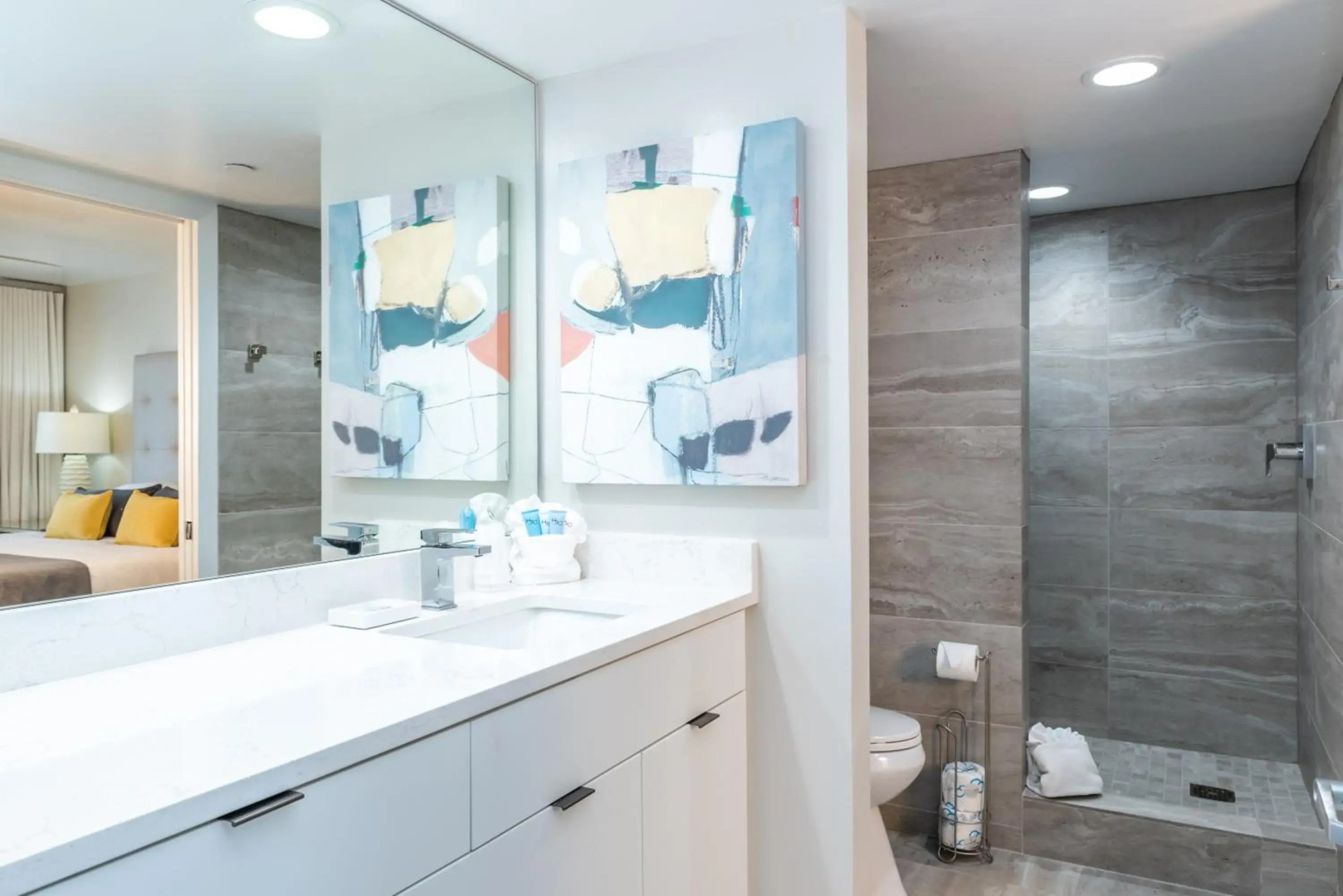 DiamondHead Beach Resort