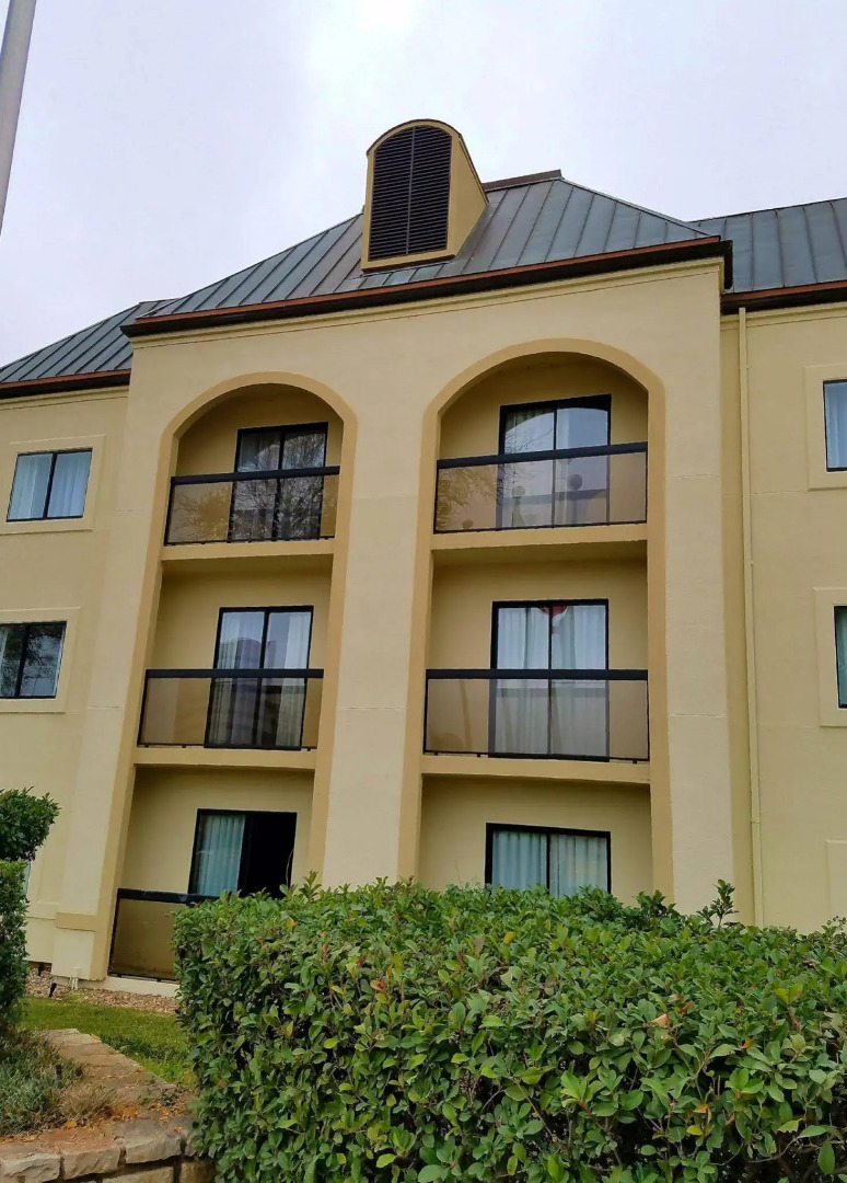 Holiday Inn Irving Las Colinas by IHG