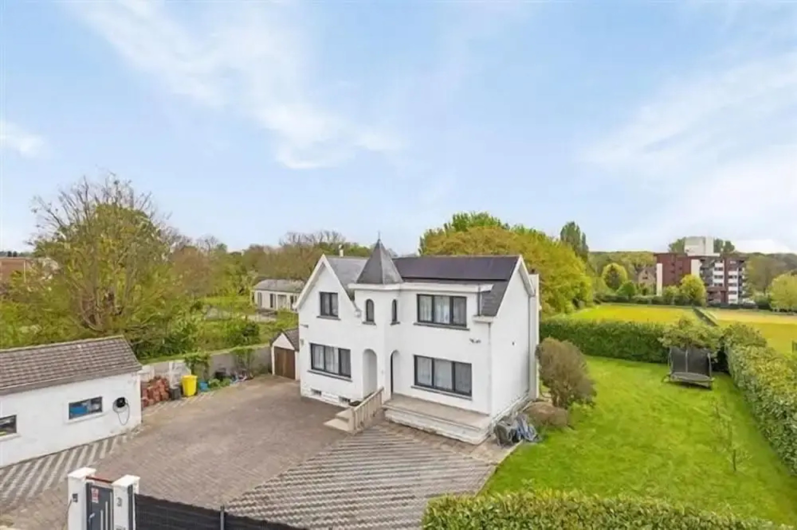 The Beautiful White House