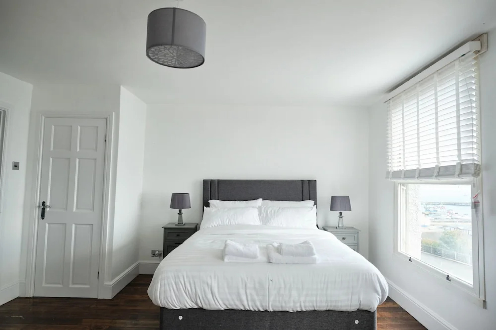 Impeccable 6-bed House in Ramsgate, Harbour Views