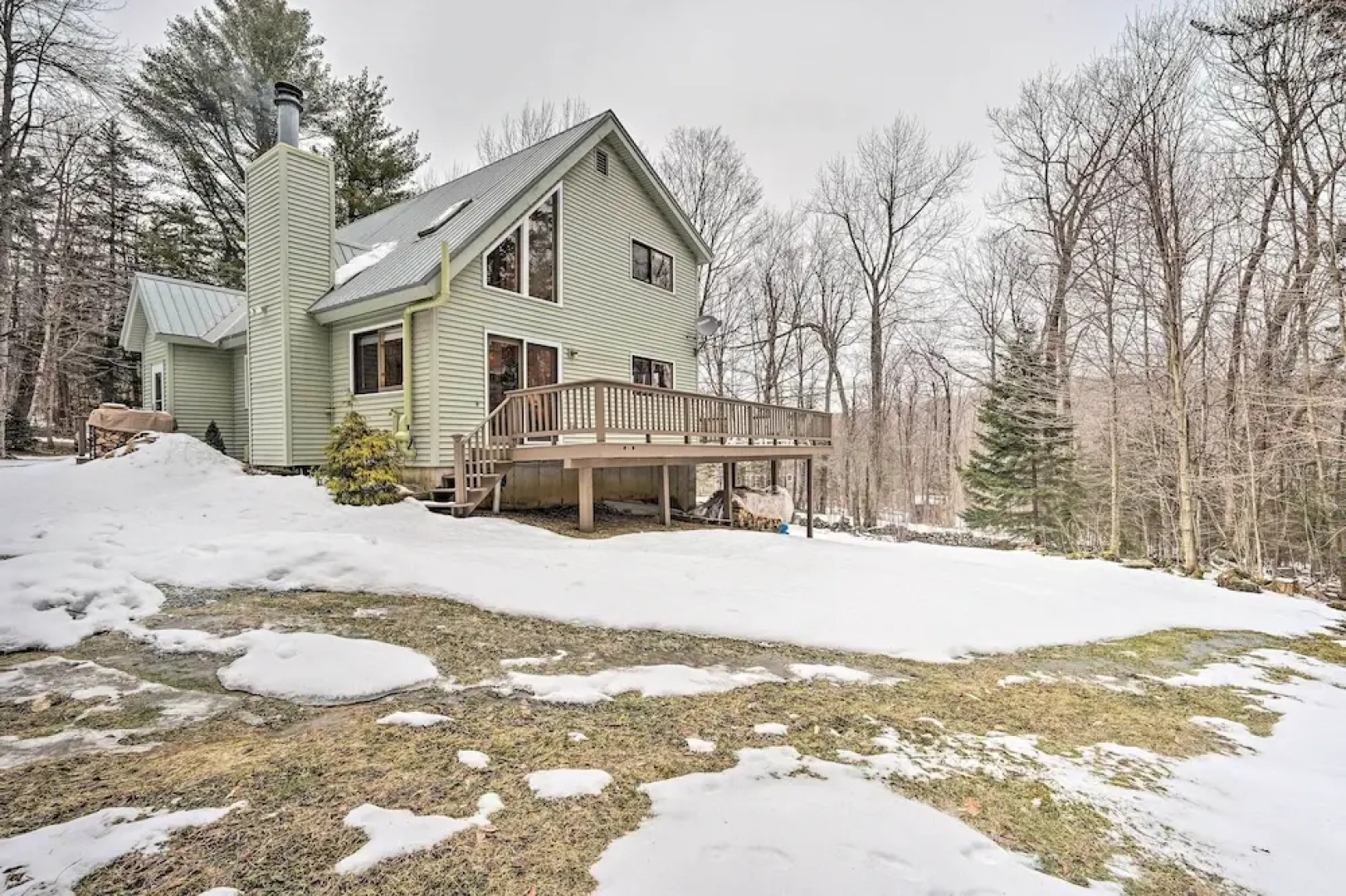 Relaxing Home Mins From Mt Snow, Hiking, & Lakes