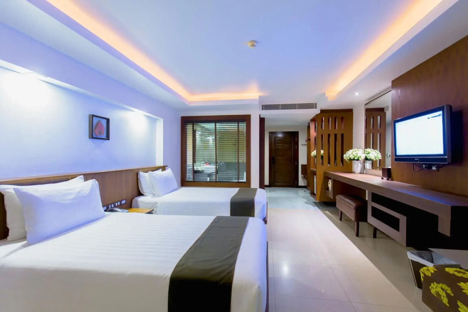 Thanthip Beach Resort