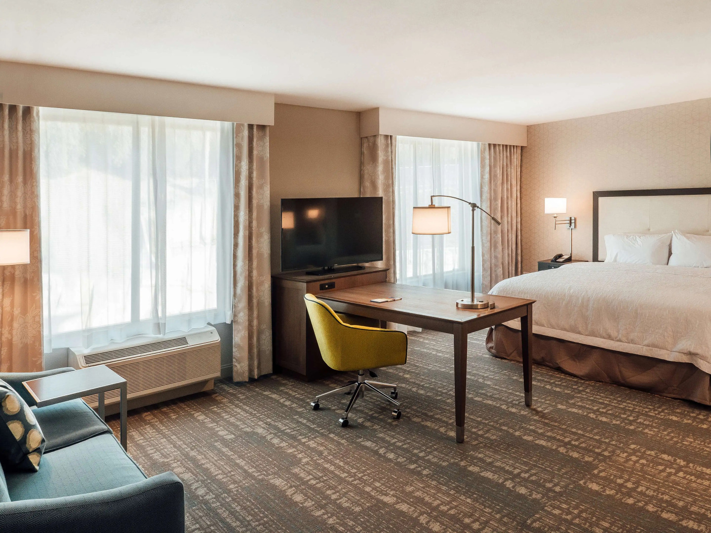 Hampton Inn & Suites Mission Viejo