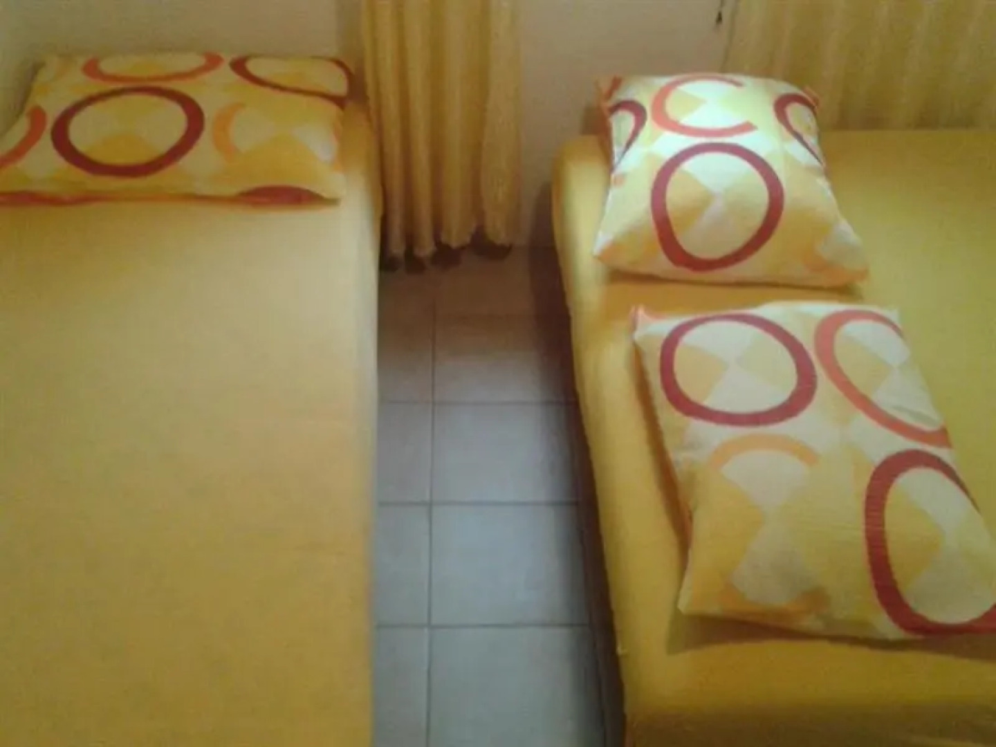 Rooms & Apartments Anka