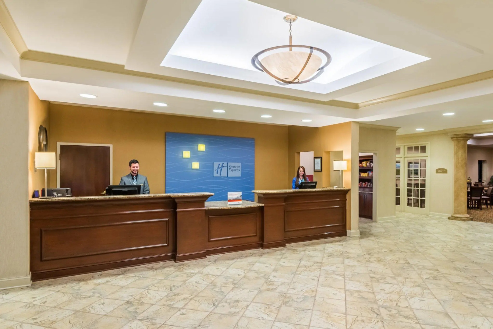 Holiday Inn Express & Suites Rochester Webster by IHG