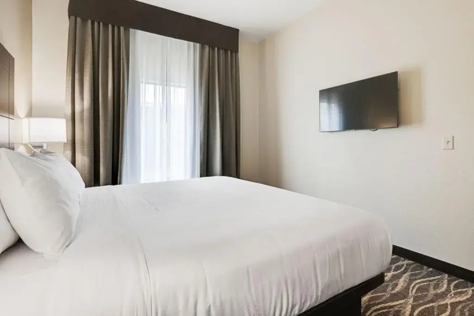 Cobblestone Hotel & Suites - Mosinee