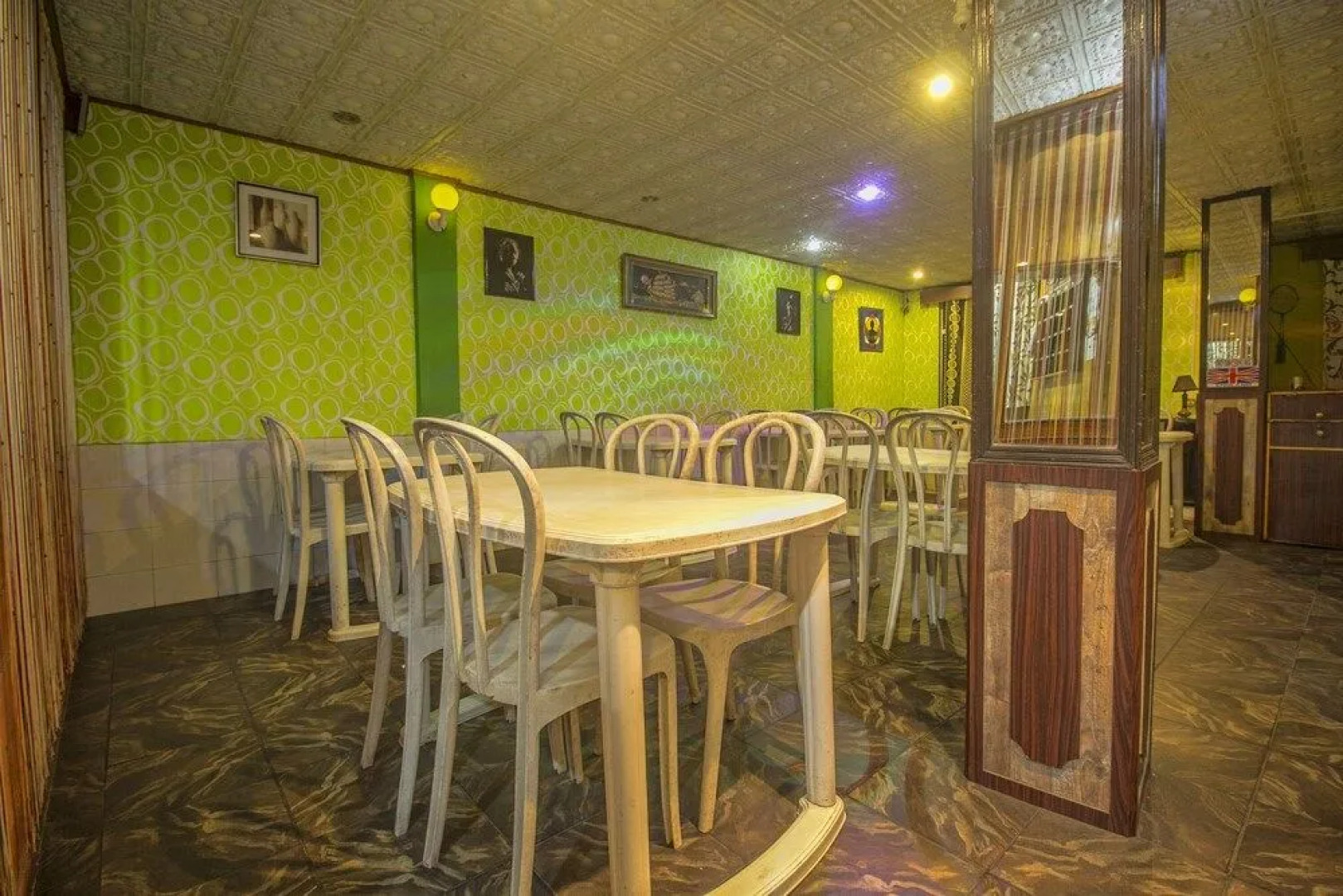 OYO 3875 Hotel Everest Glory