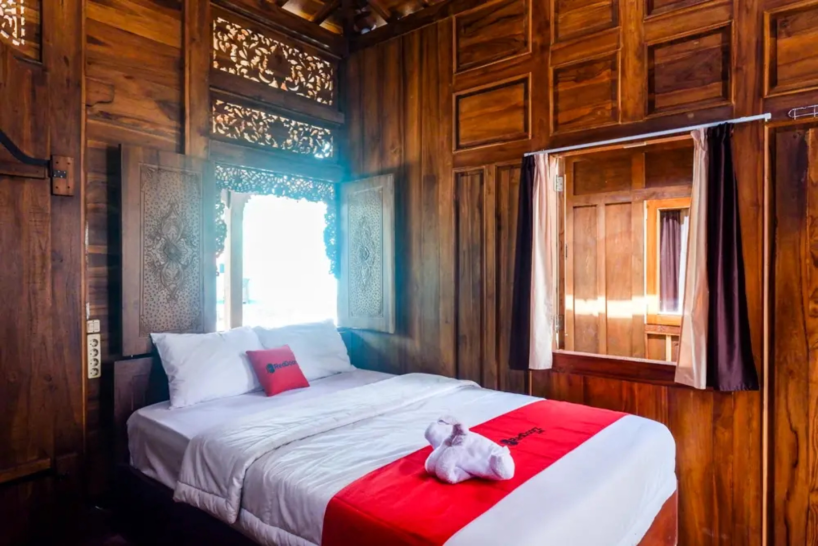 RedDoorz near Terminal Mendolo Wonosobo