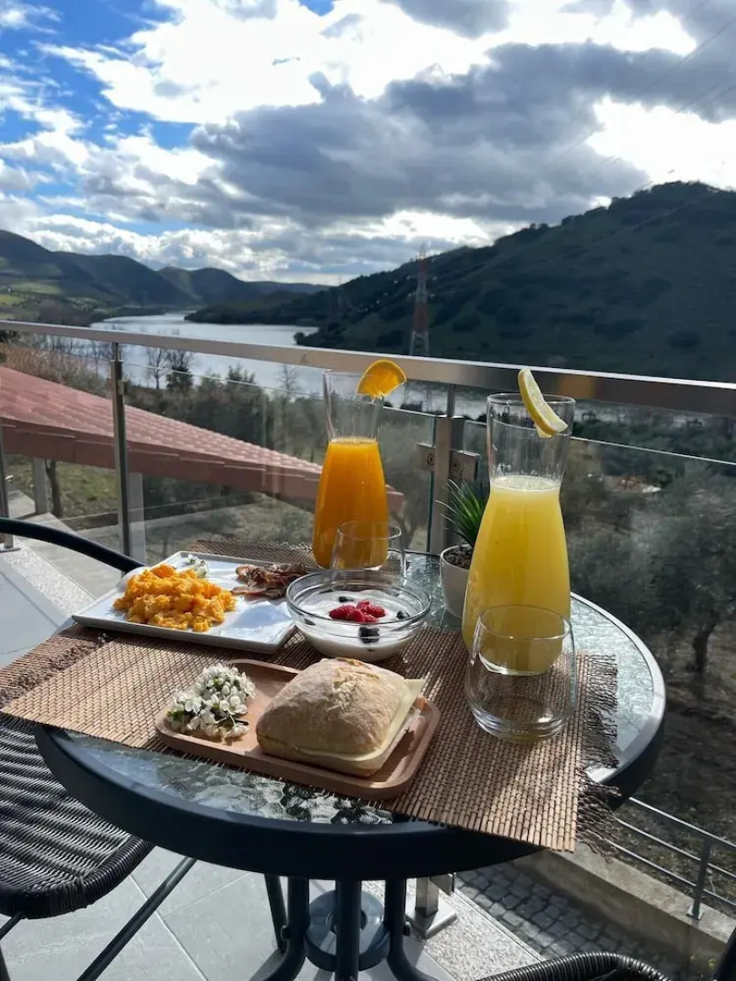 Douro Elegance Suites