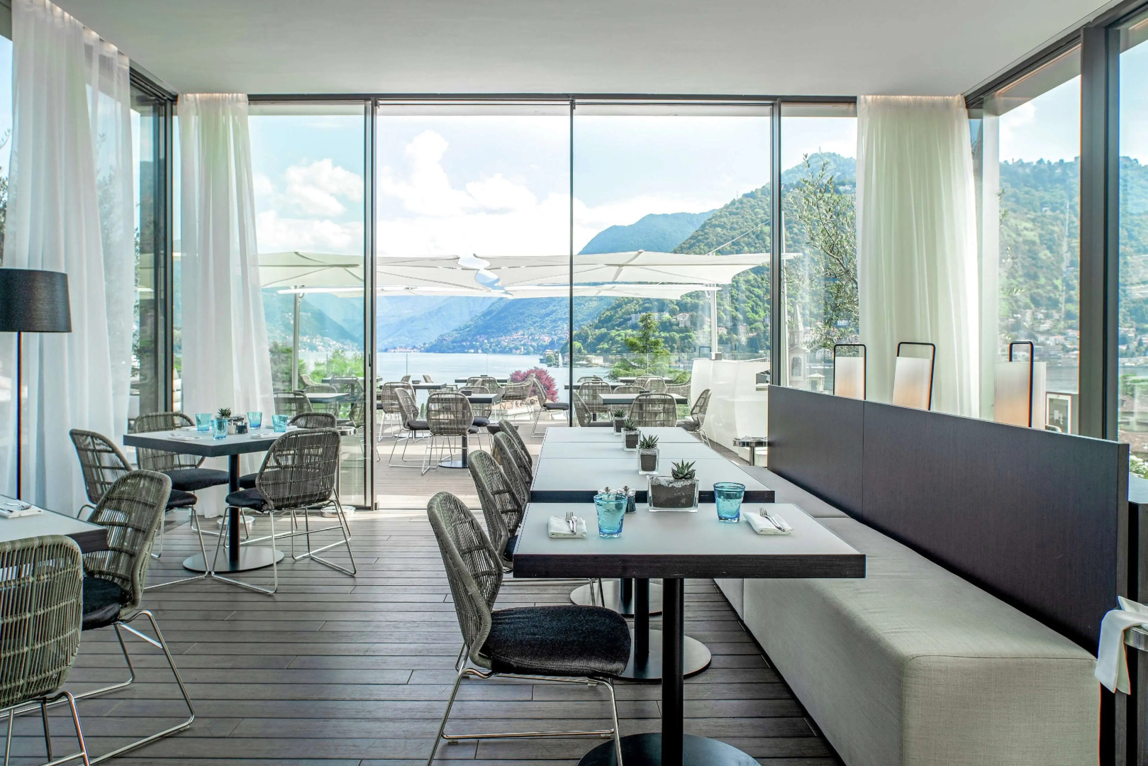 Отель Hilton Lake Como