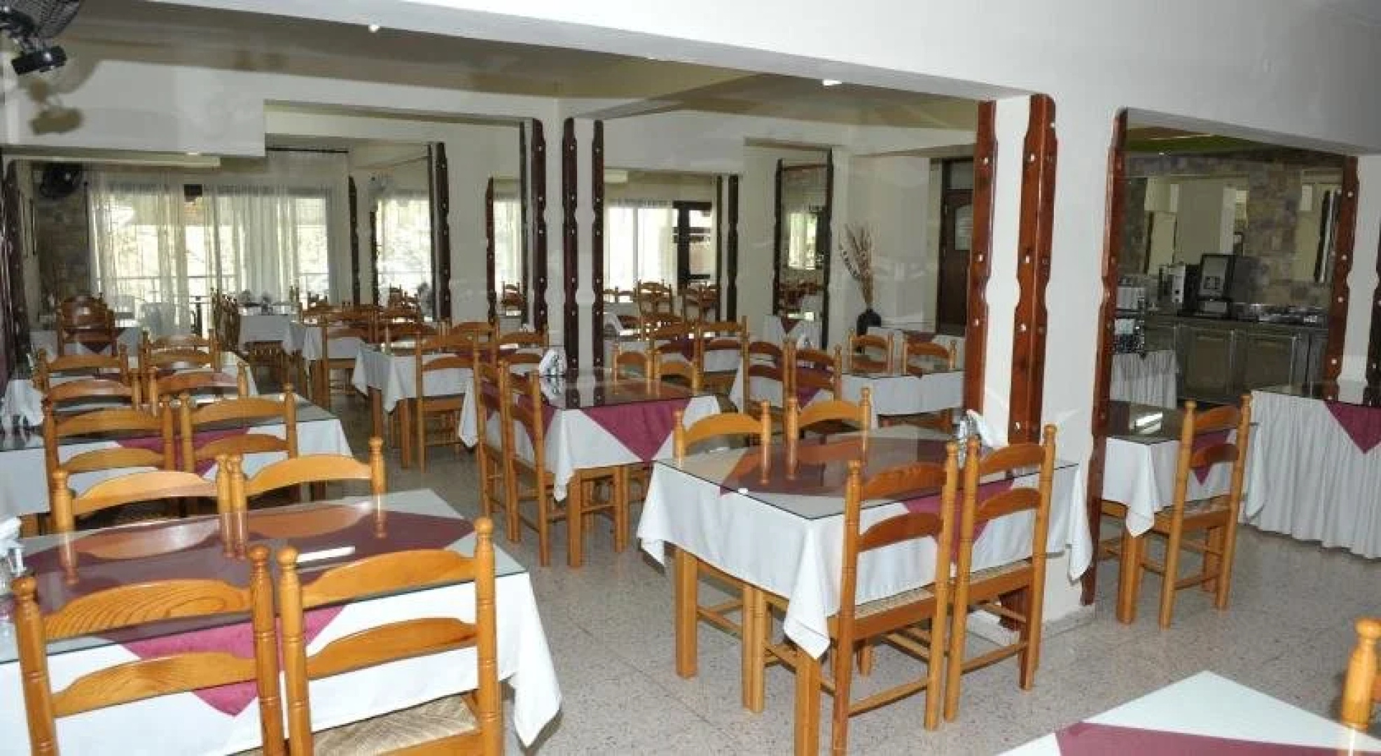 Minaides Hotel