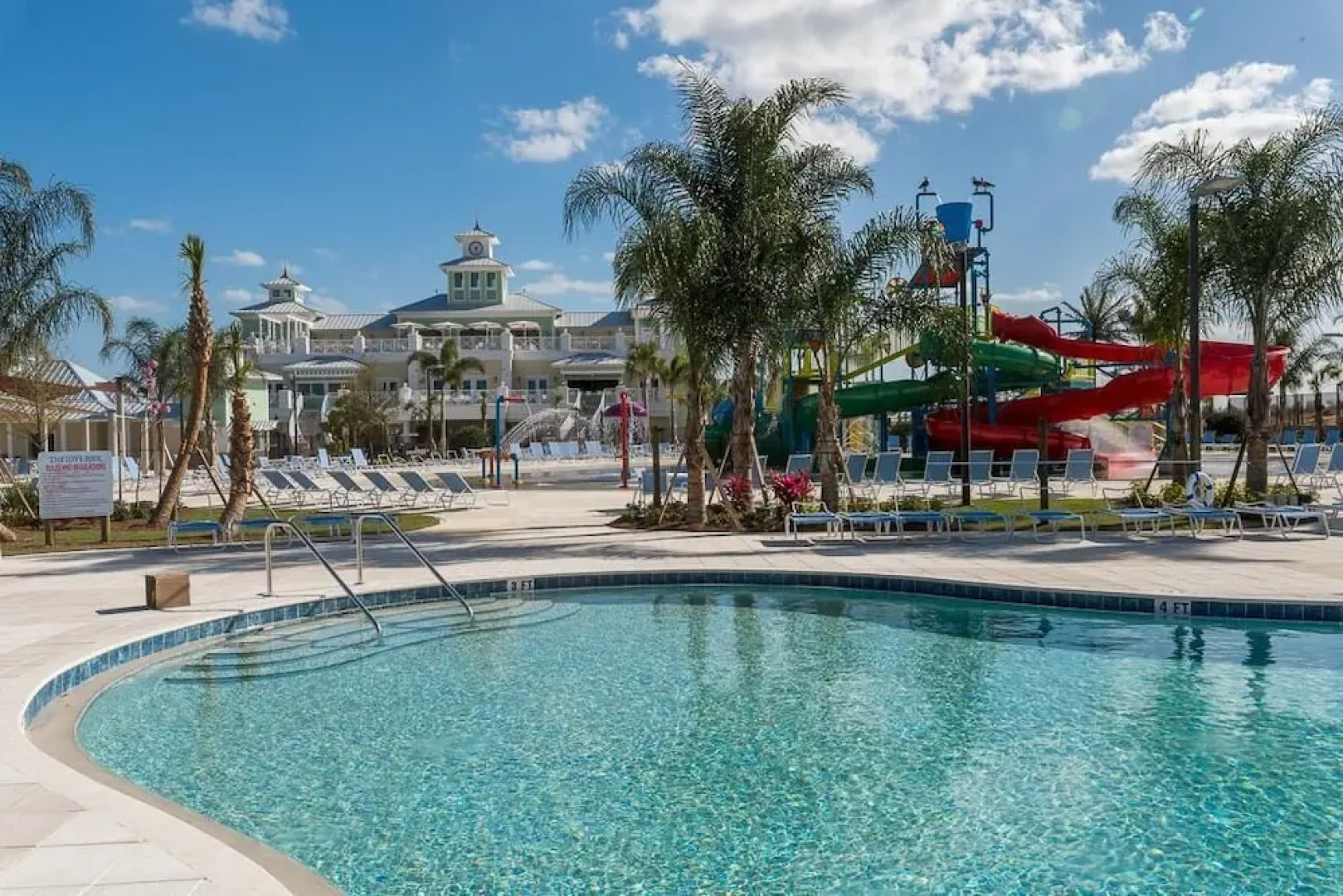 Reunion Magic 5 Bedroom Home with Private Pool and Spa