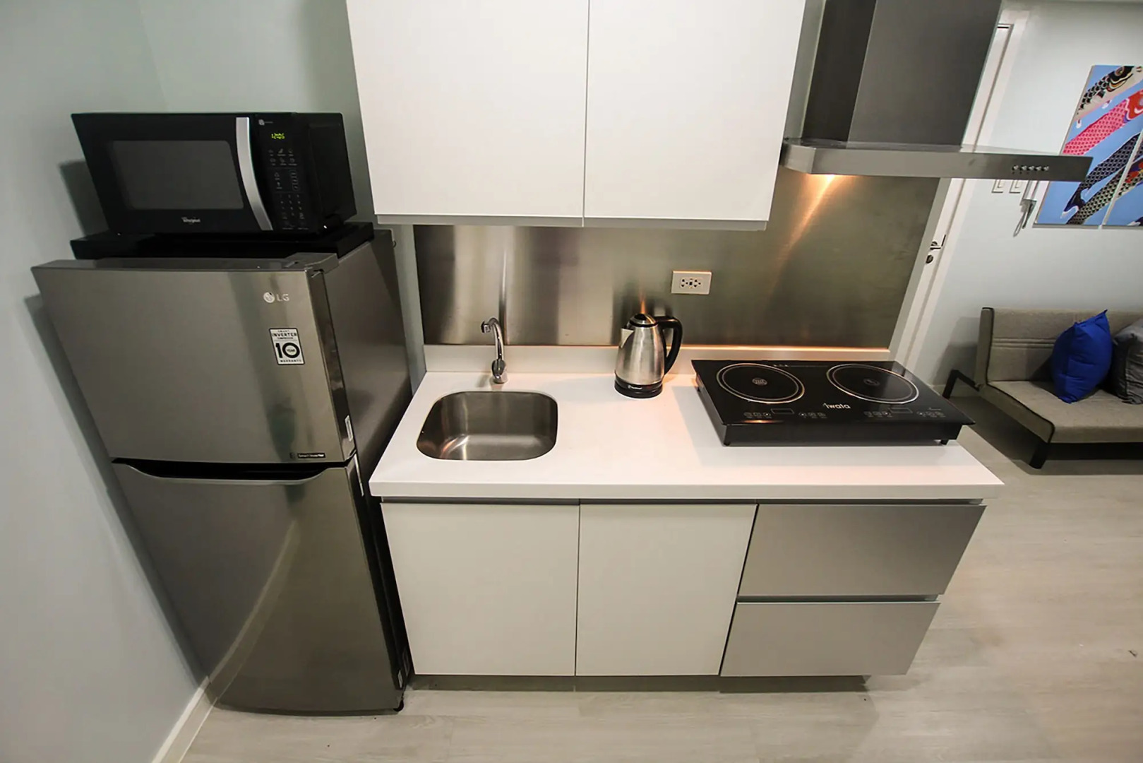 SIGLO SUITES @ The Azure Urban Resort Residences