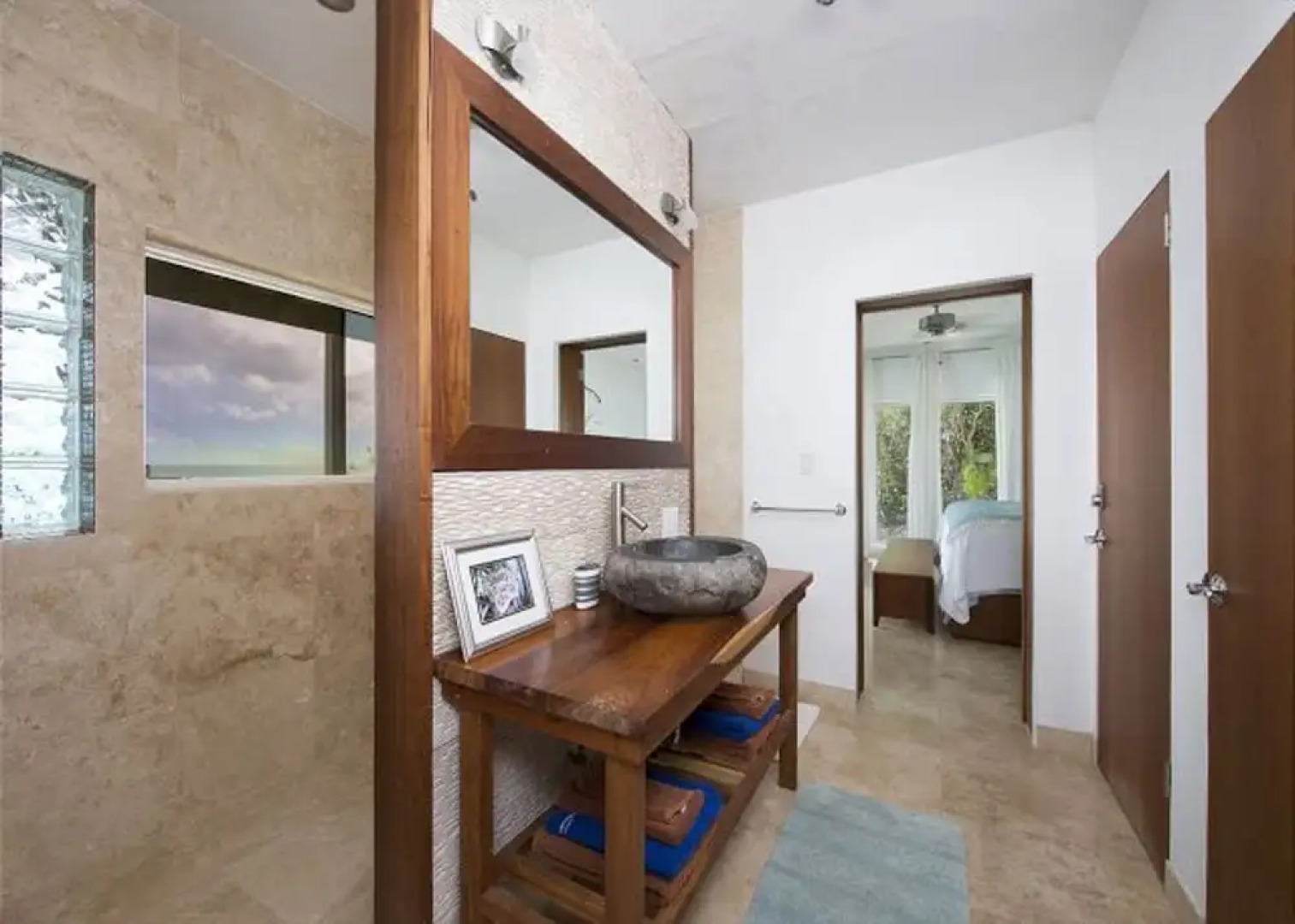 Touch of Class by Eleuthera Vacation Rentals