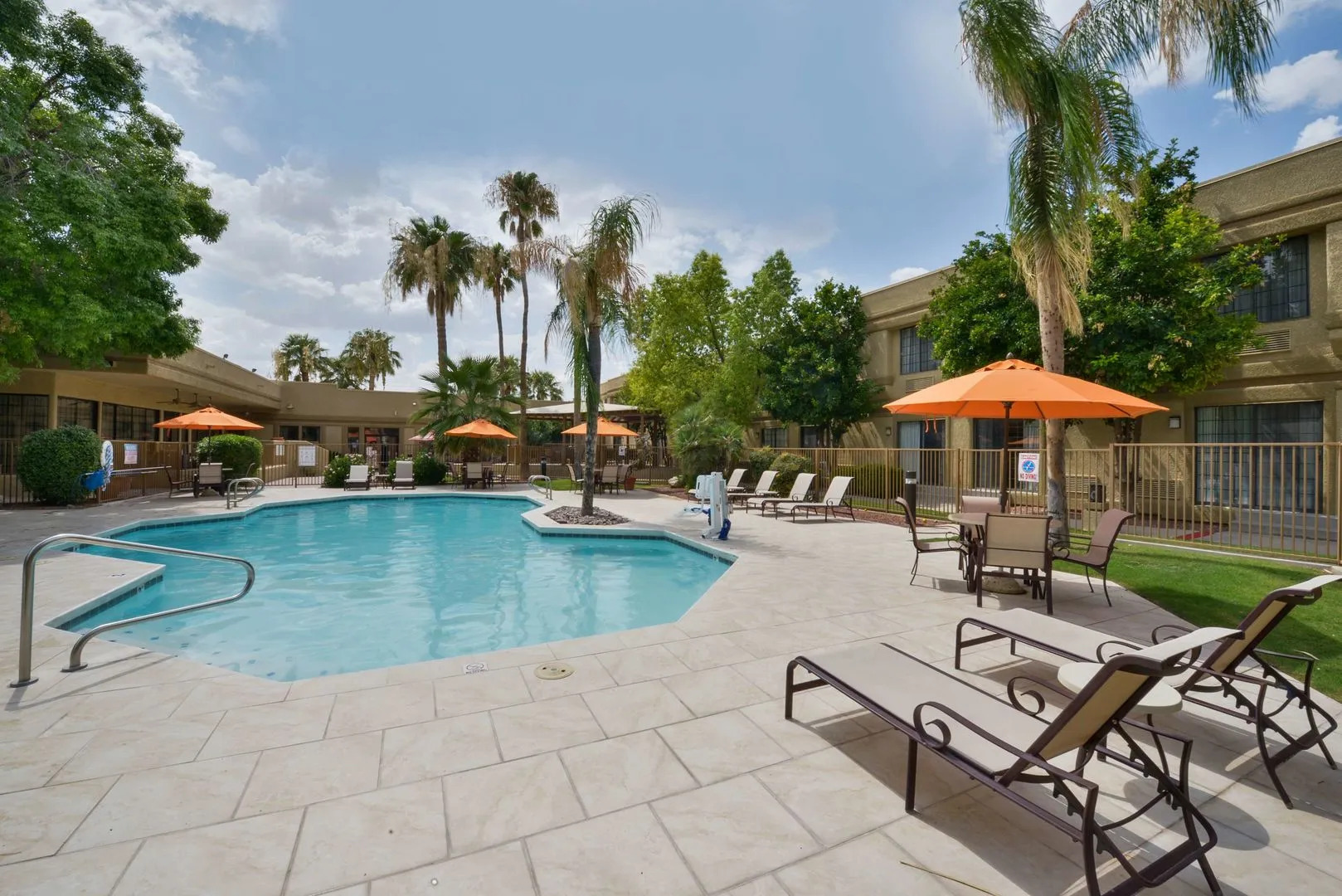 Wyndham Tucson Airport Hotel & Conference Center