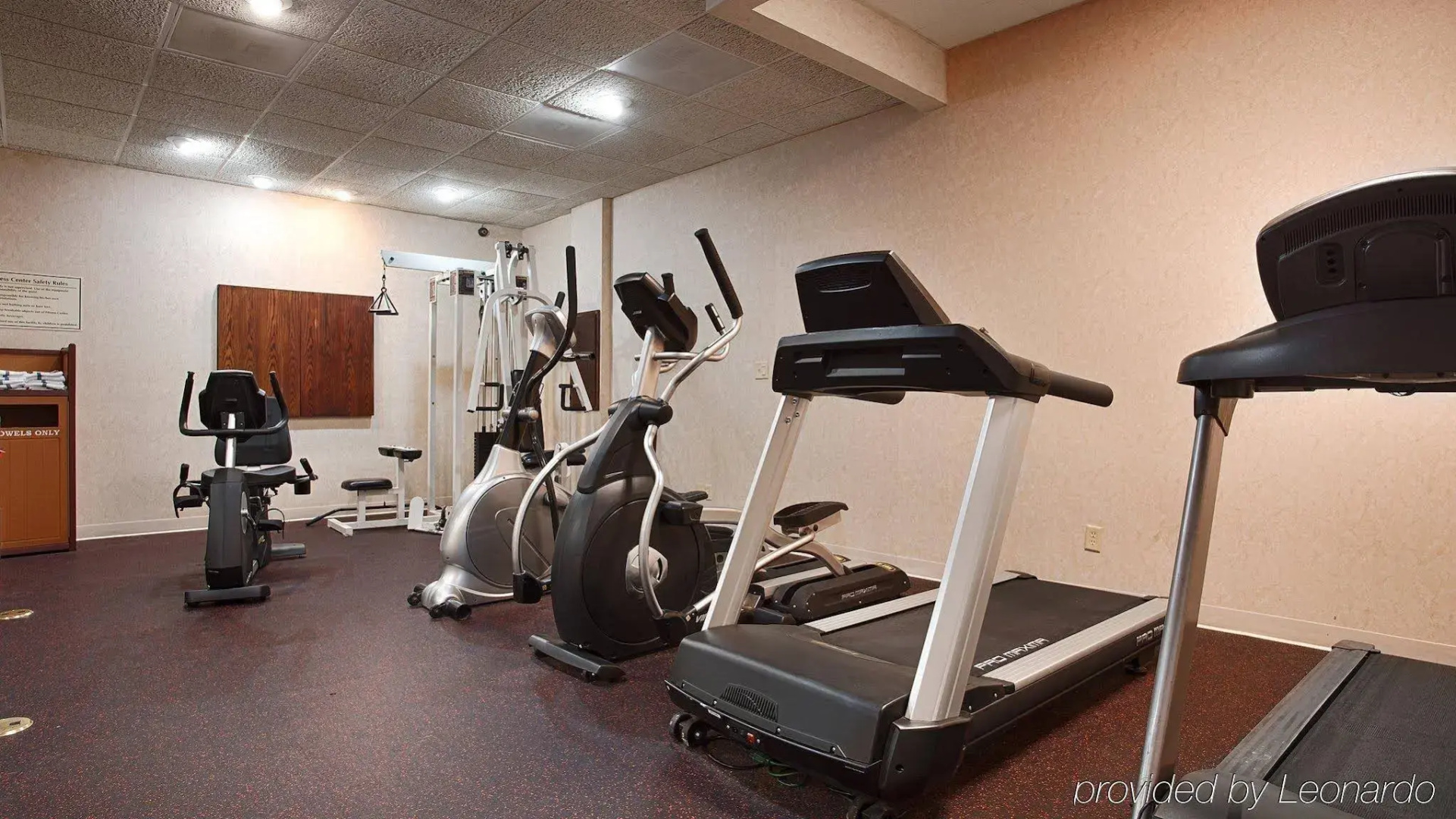 Rock Island Inn & Suites Marshalltown