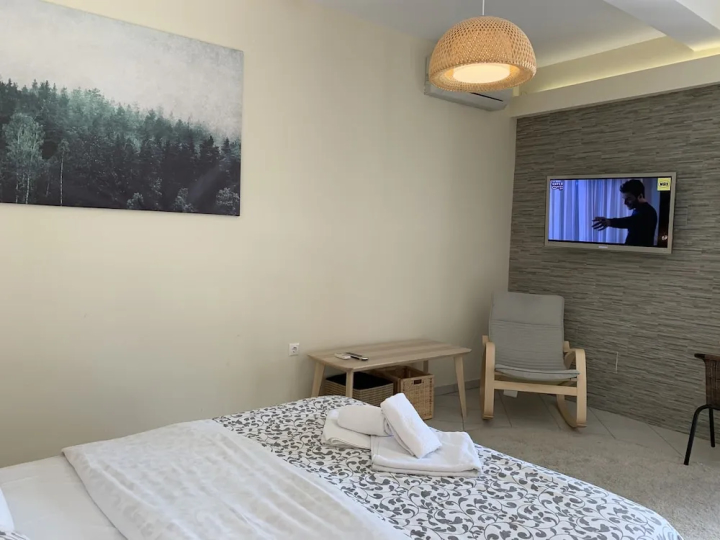 Flight Apartment Airport