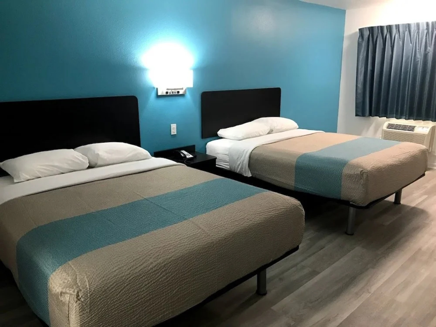 Metropolis Inn