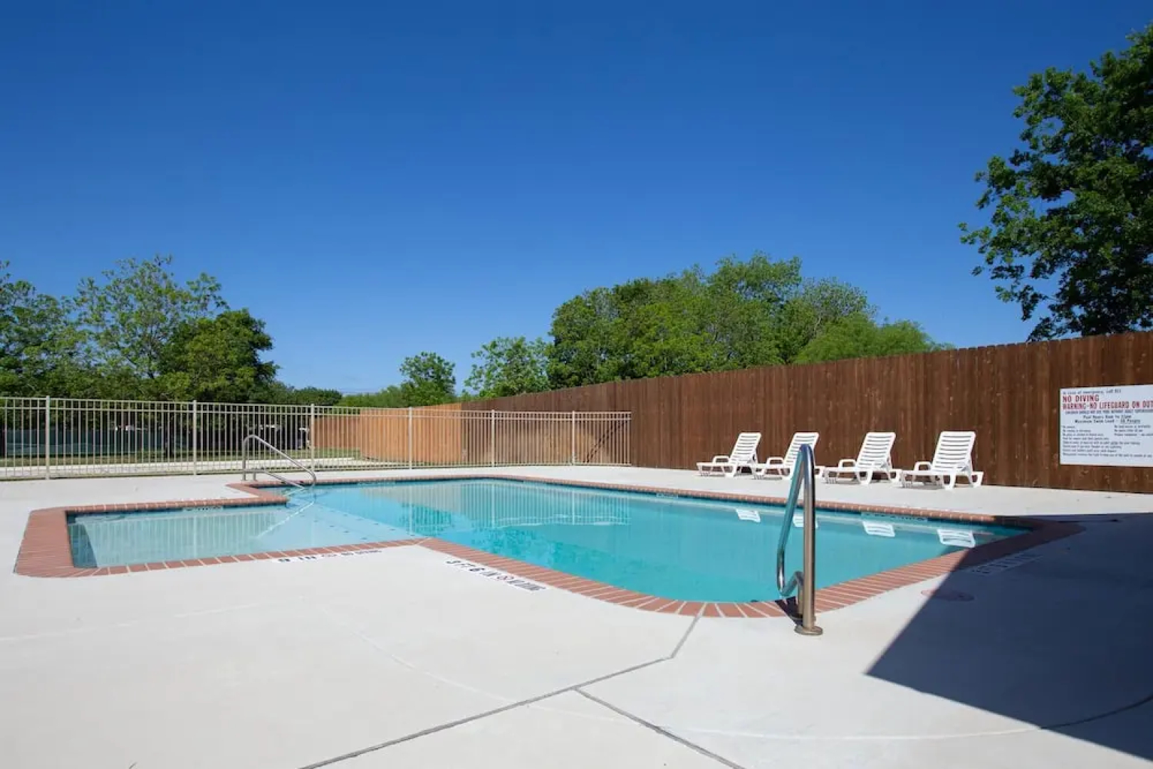 Stairway to Heaven RG 204 - 3 Br Condo