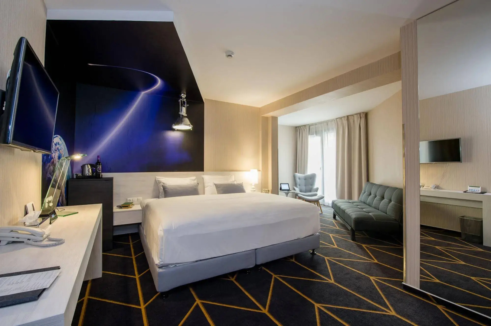 Science Hotel
