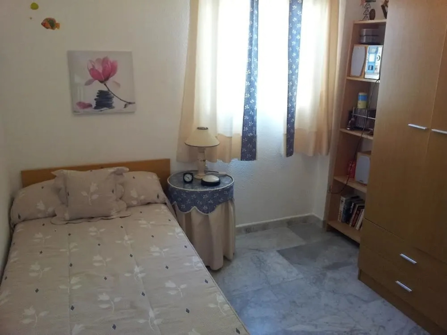 Cadiz 101696 3 Bedroom Holiday home By Mo Rentals