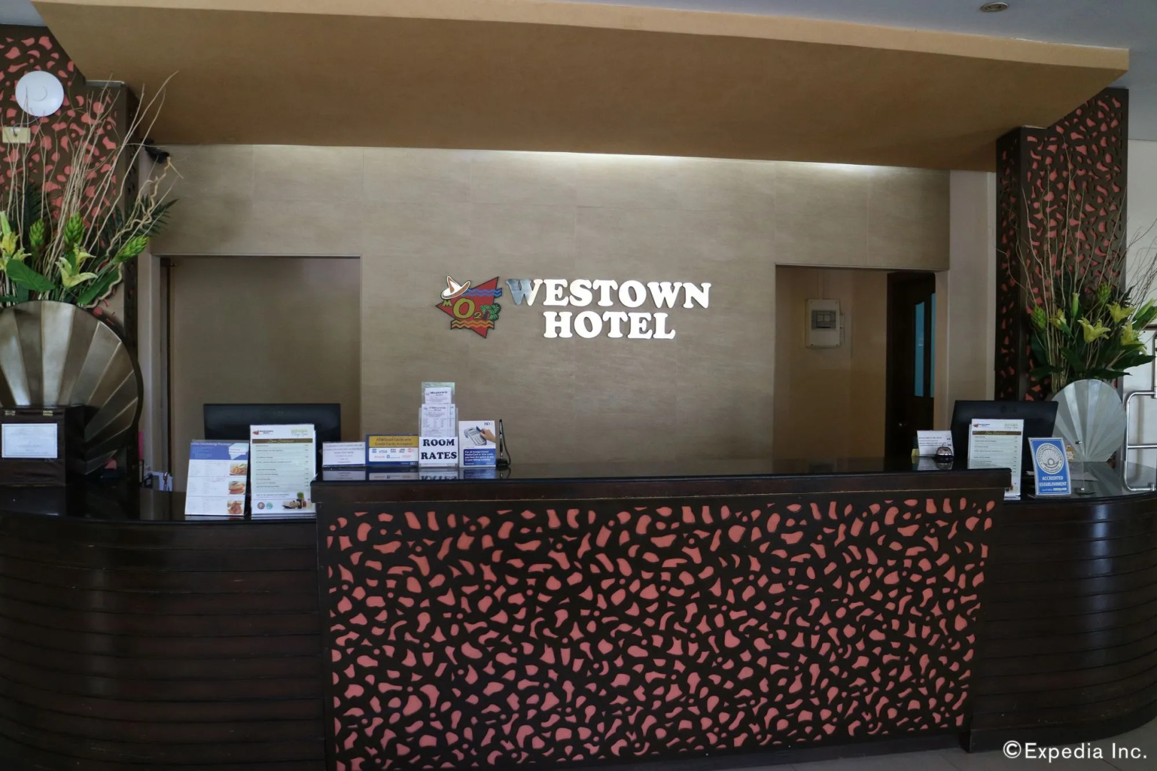 MO2 Westown Hotel Iloilo