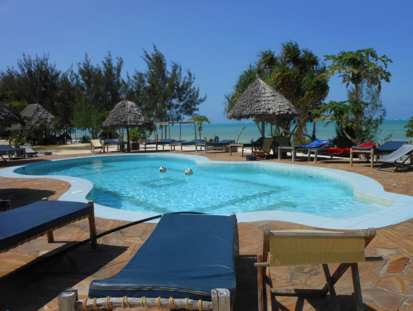 Mbuyuni Beach Village - Bungalows