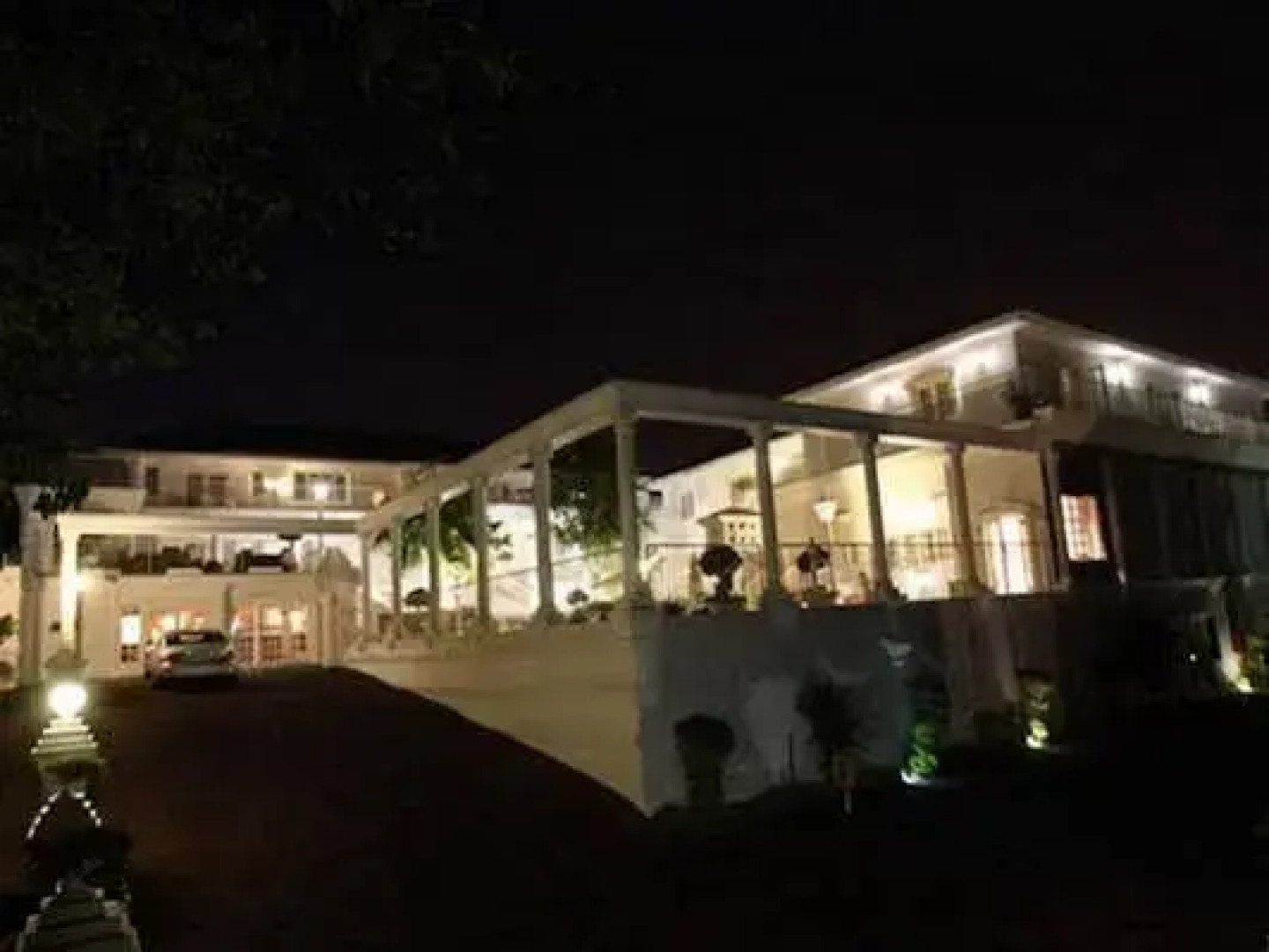 Emakhosini Boutique Hotel