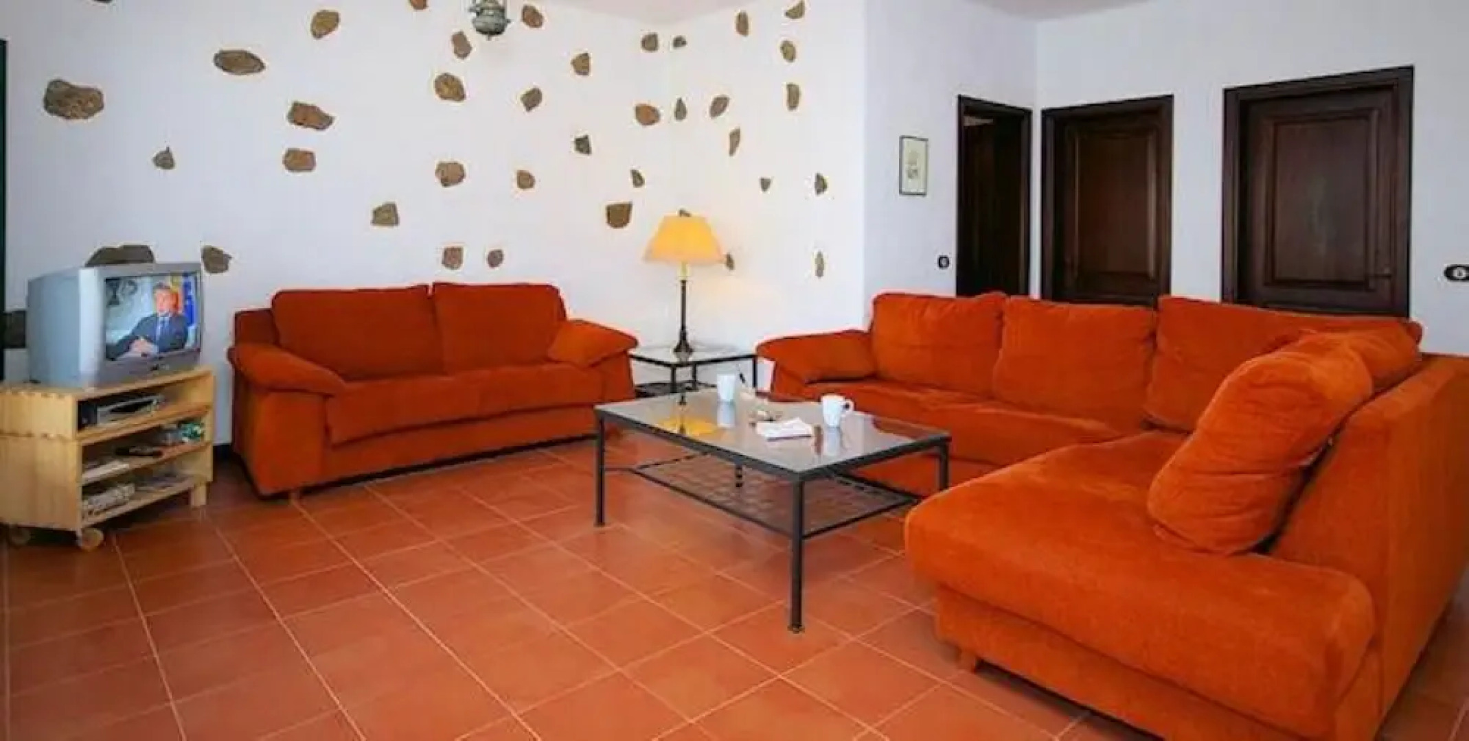 Villa - 2 Bedrooms with Pool and WiFi - 106085