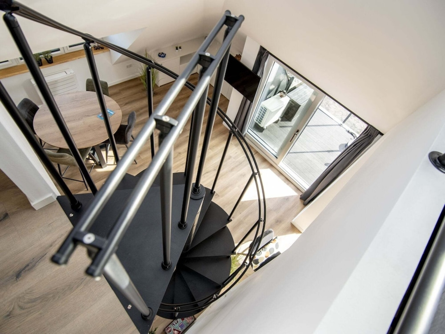 Bright Apartment Within Walking Distance of the Sneekermeer