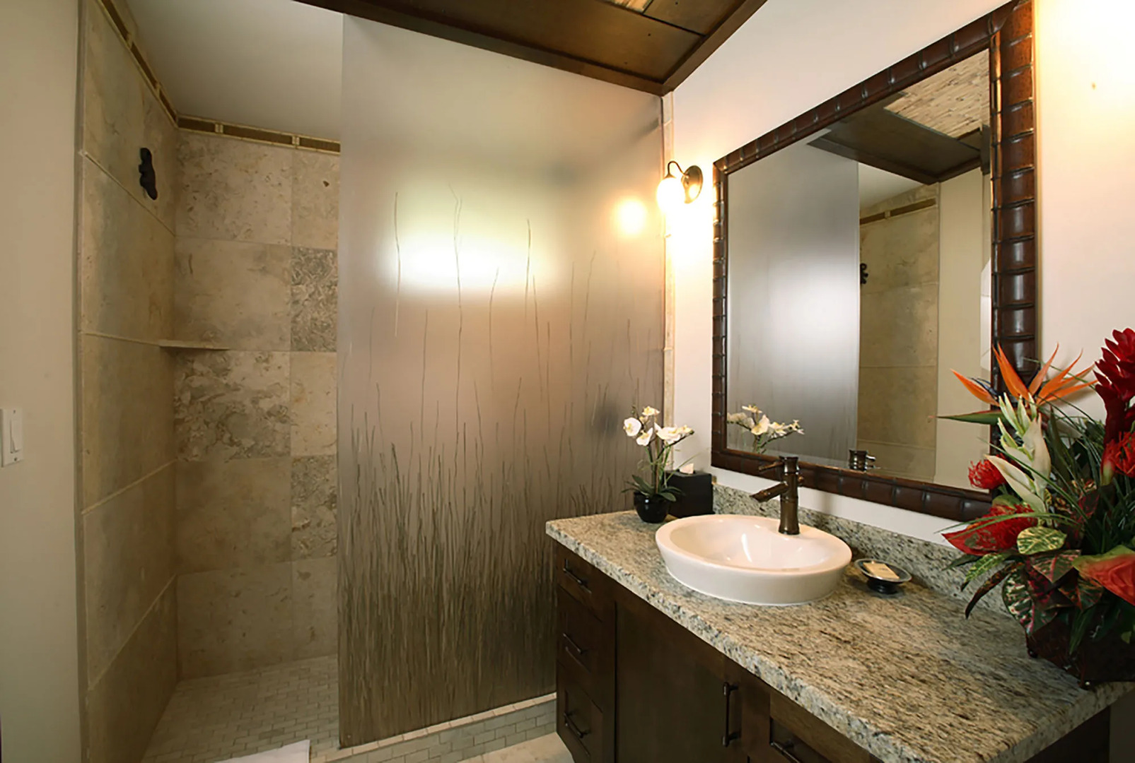 The Mauian - Boutique Beach Studios on Napili Bay