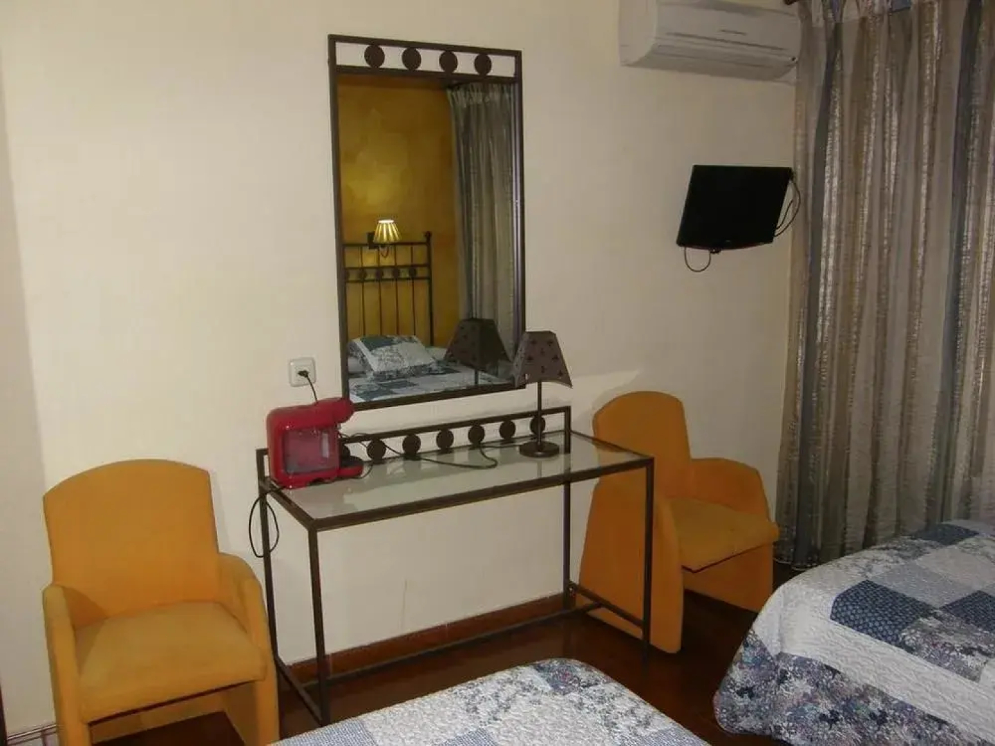 Goya Suites