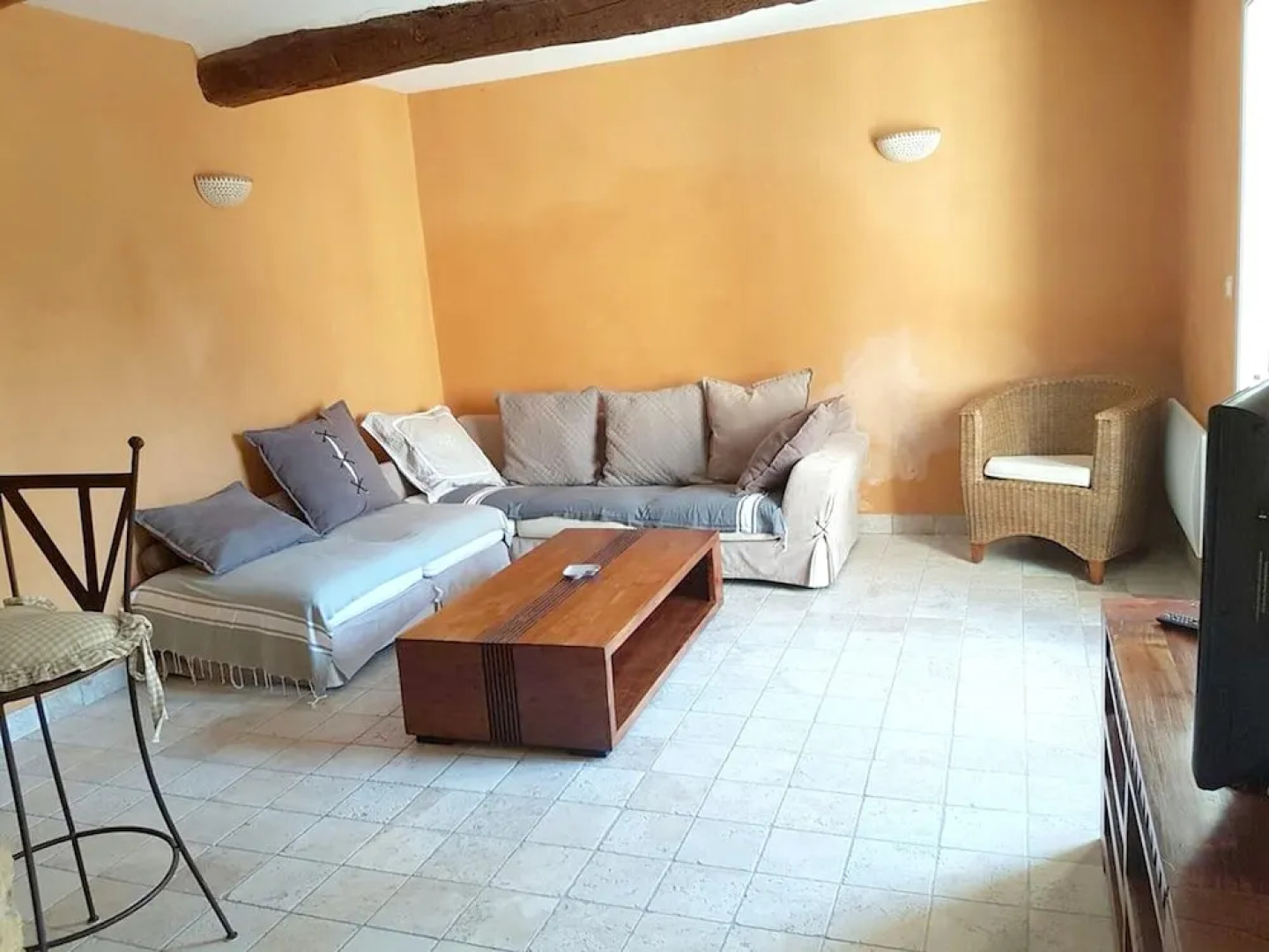 House With 2 Bedrooms in Aubignan, With Shared Pool, Enclosed Garden and Wifi - 120 km From the Beach