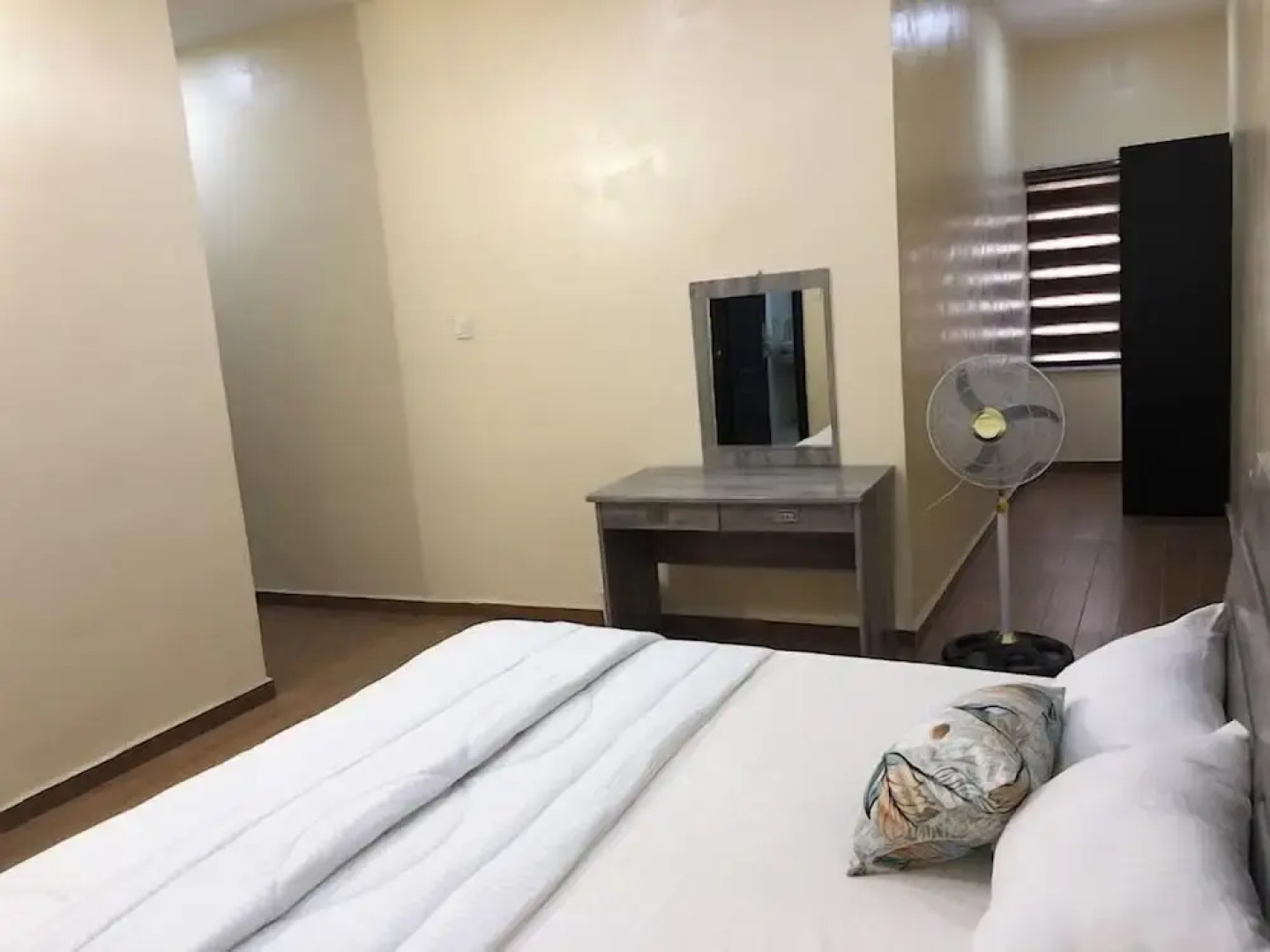 Apno Hotel and Suites