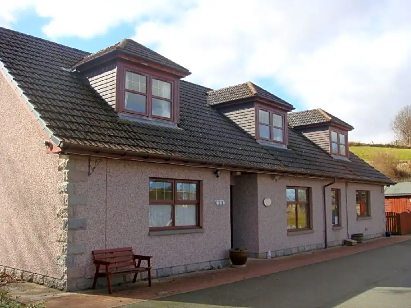 Deveron Lodge Guest House