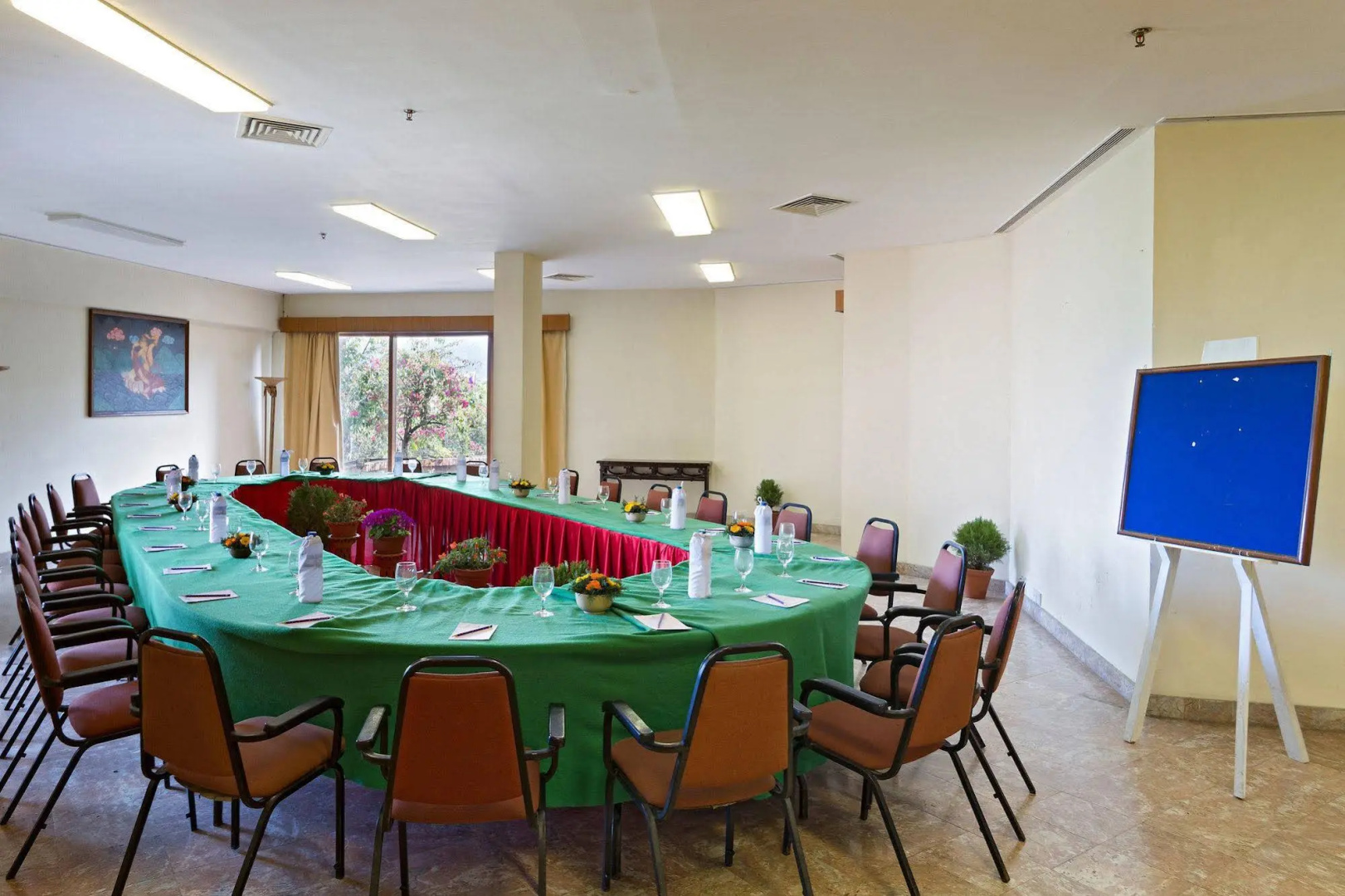 Bar Peepal Resort