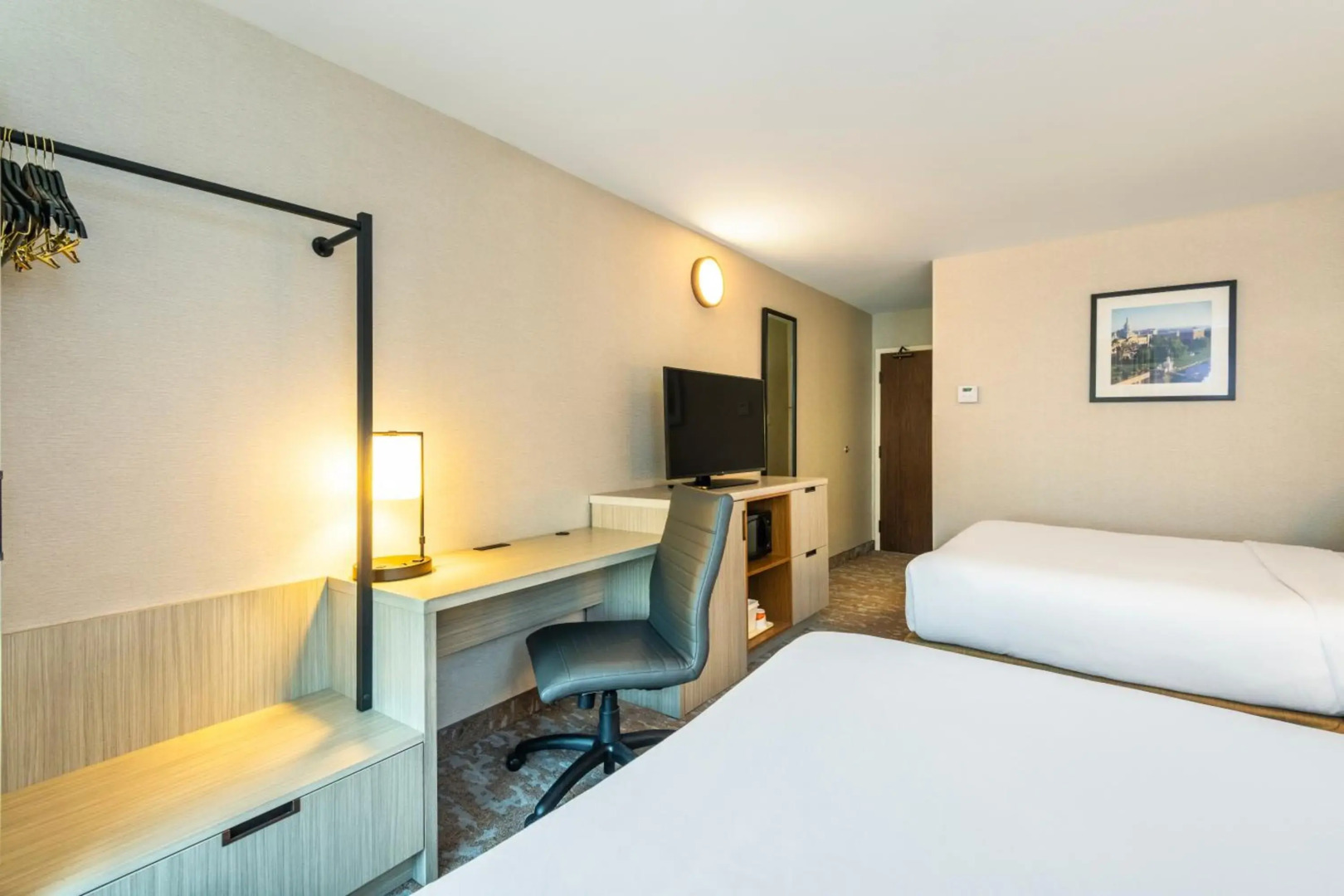 Comfort Inn Highway 401