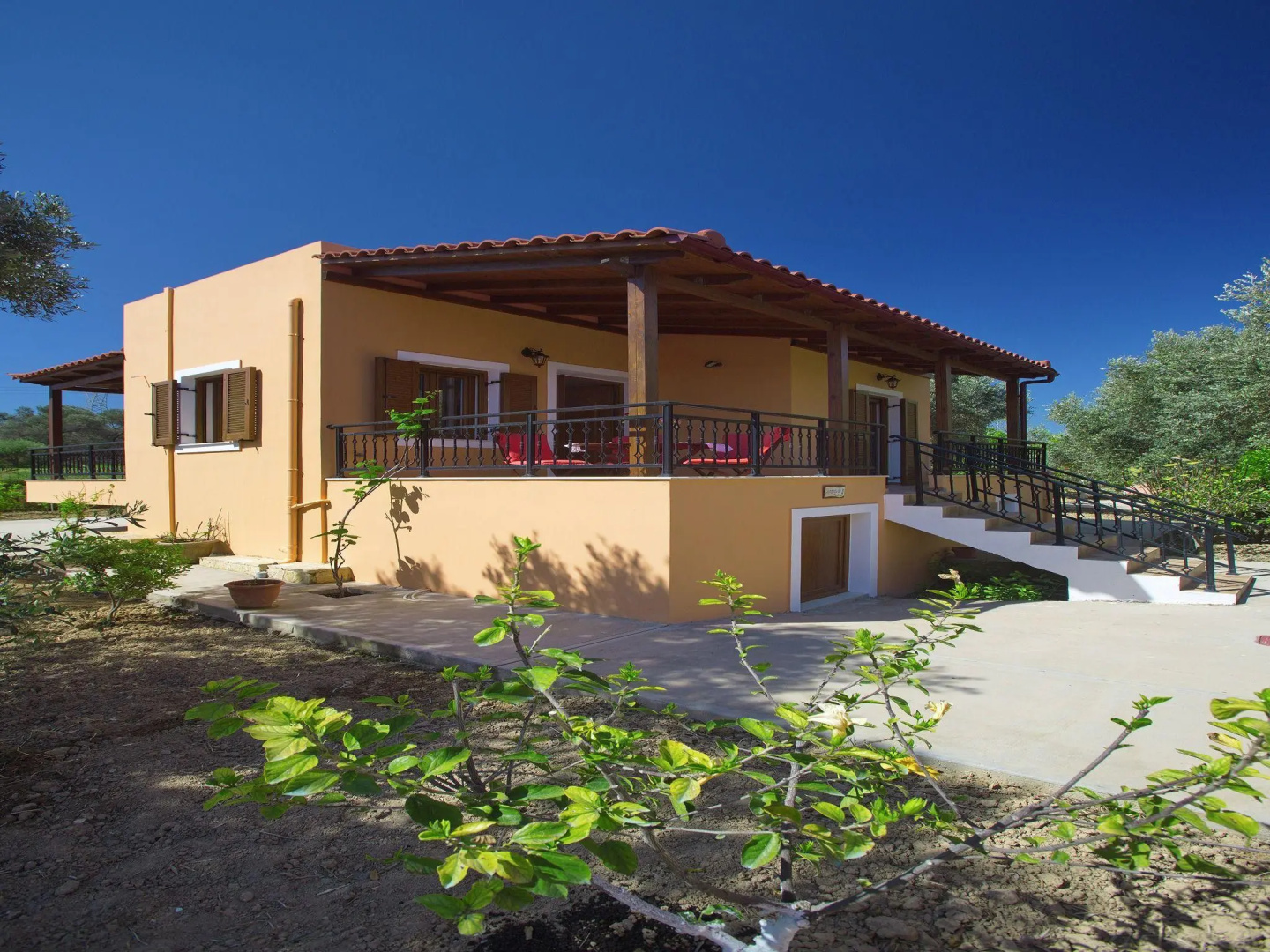 Villa in Crete Near Rethymno Beach